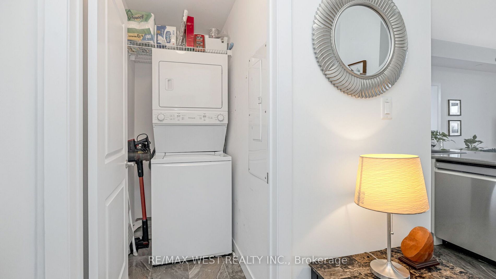101 Shoreview Place, #131