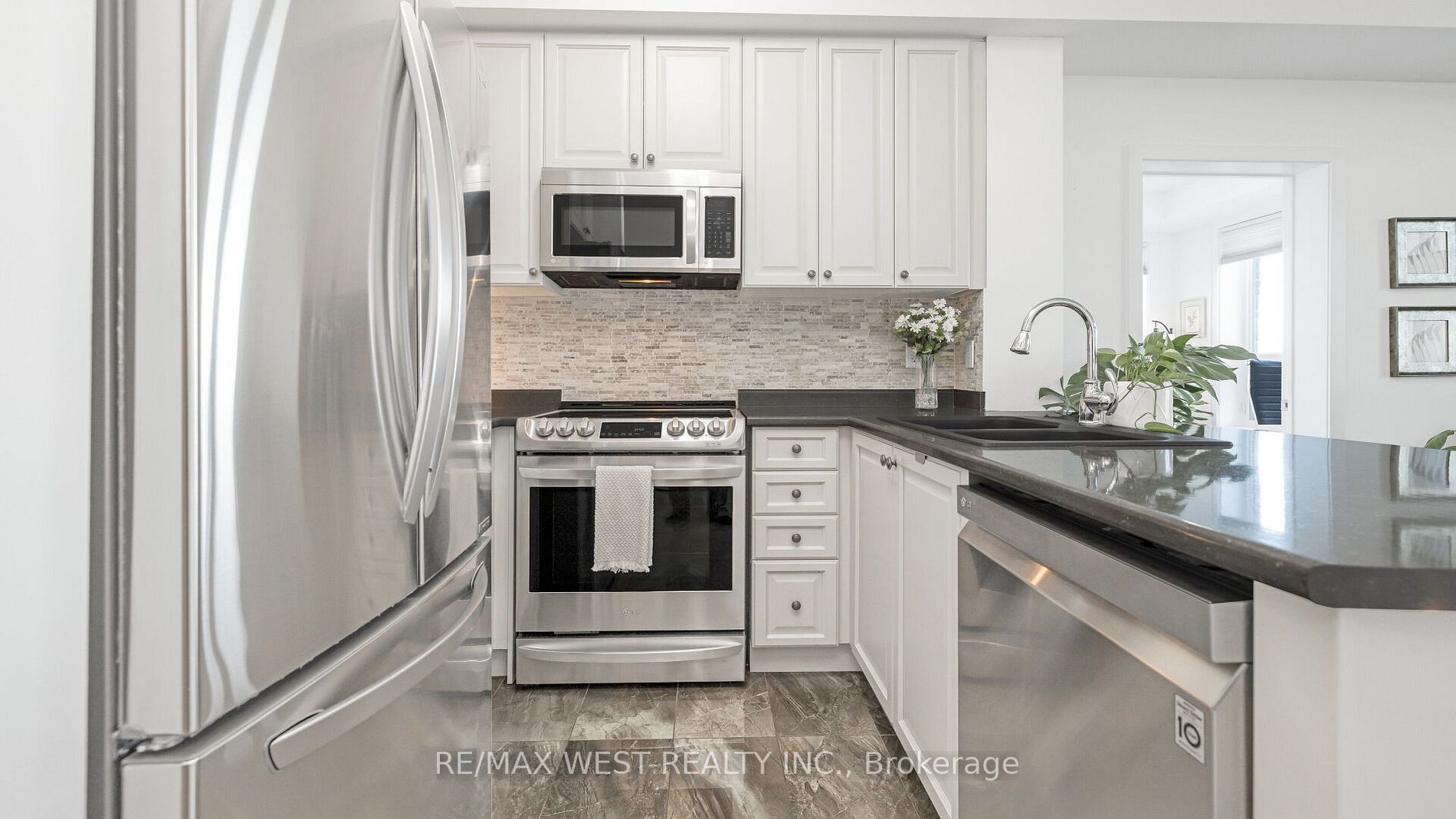 101 Shoreview Place, #131