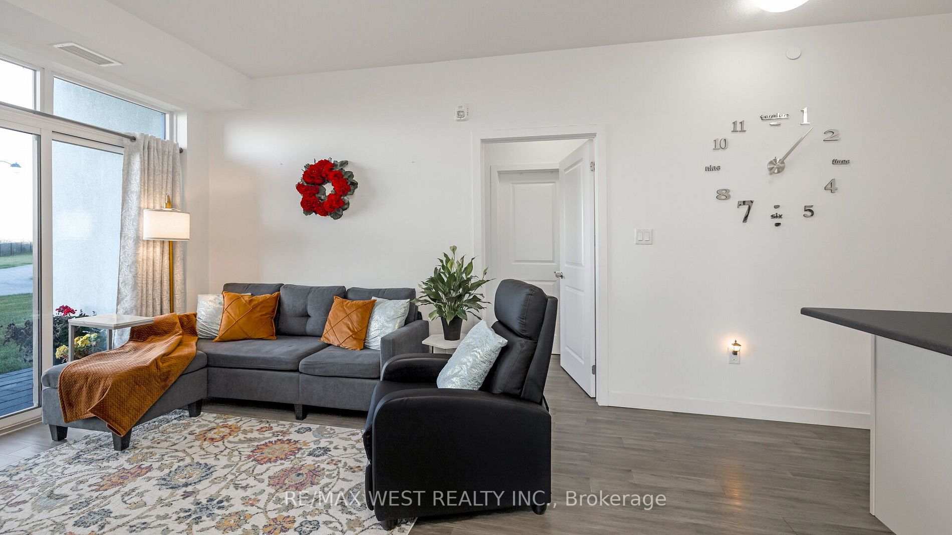 101 Shoreview Place, #131