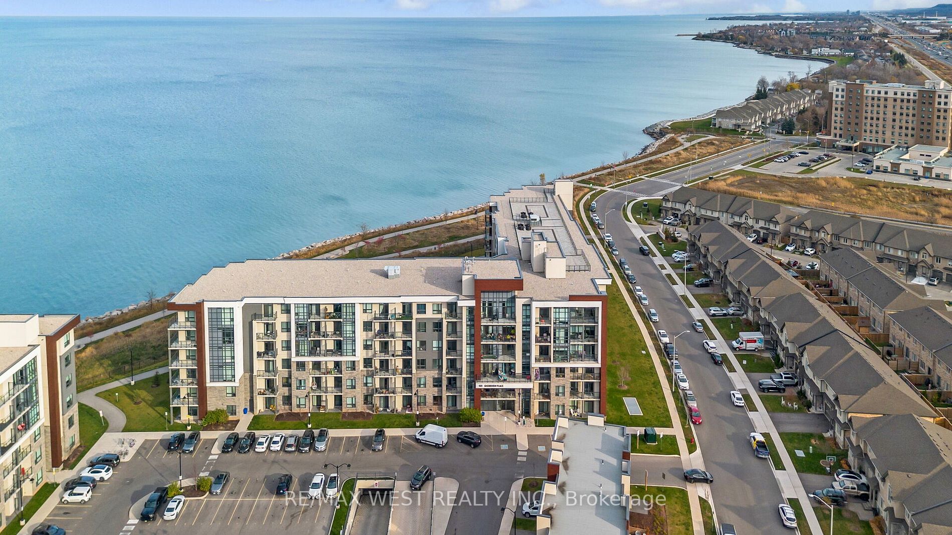 101 Shoreview Place, #131