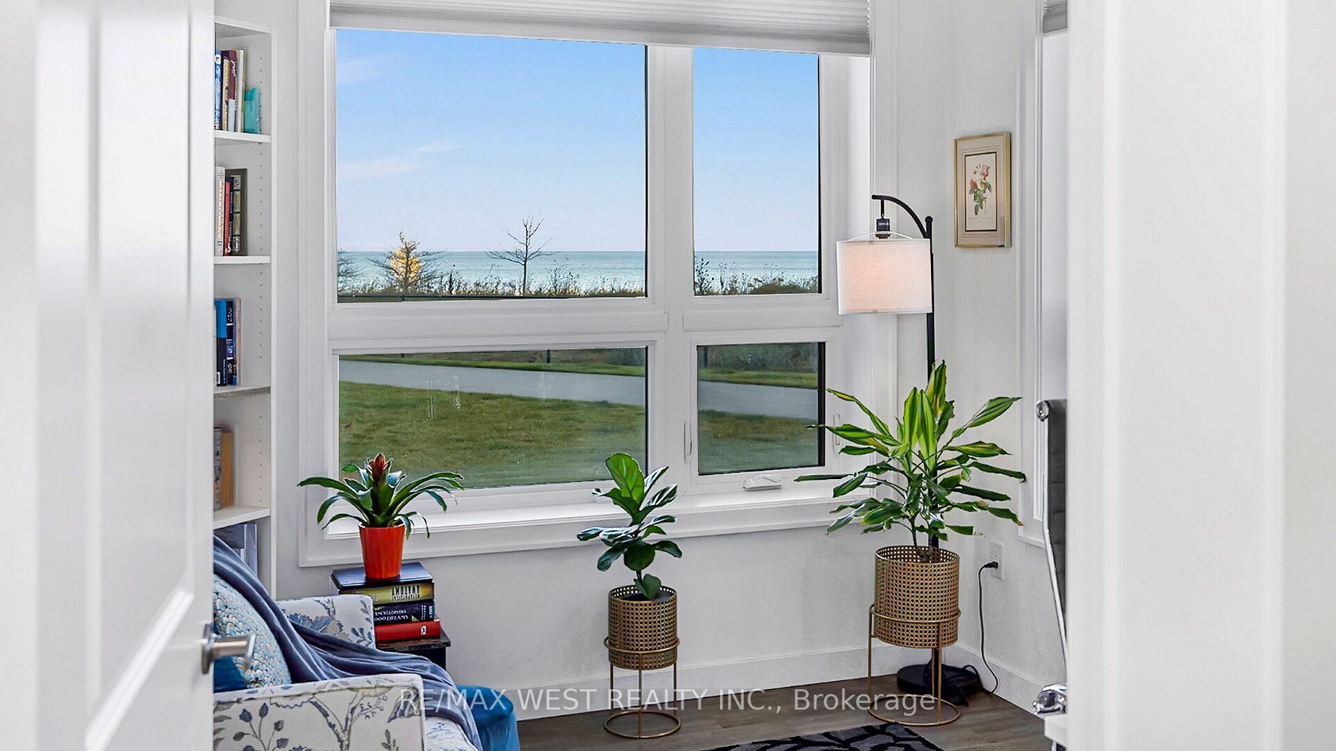 101 Shoreview Place, #131