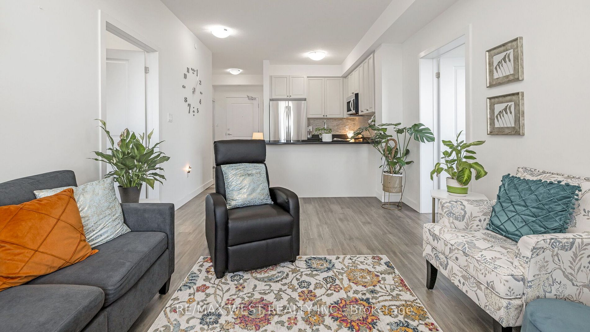 101 Shoreview Place, #131