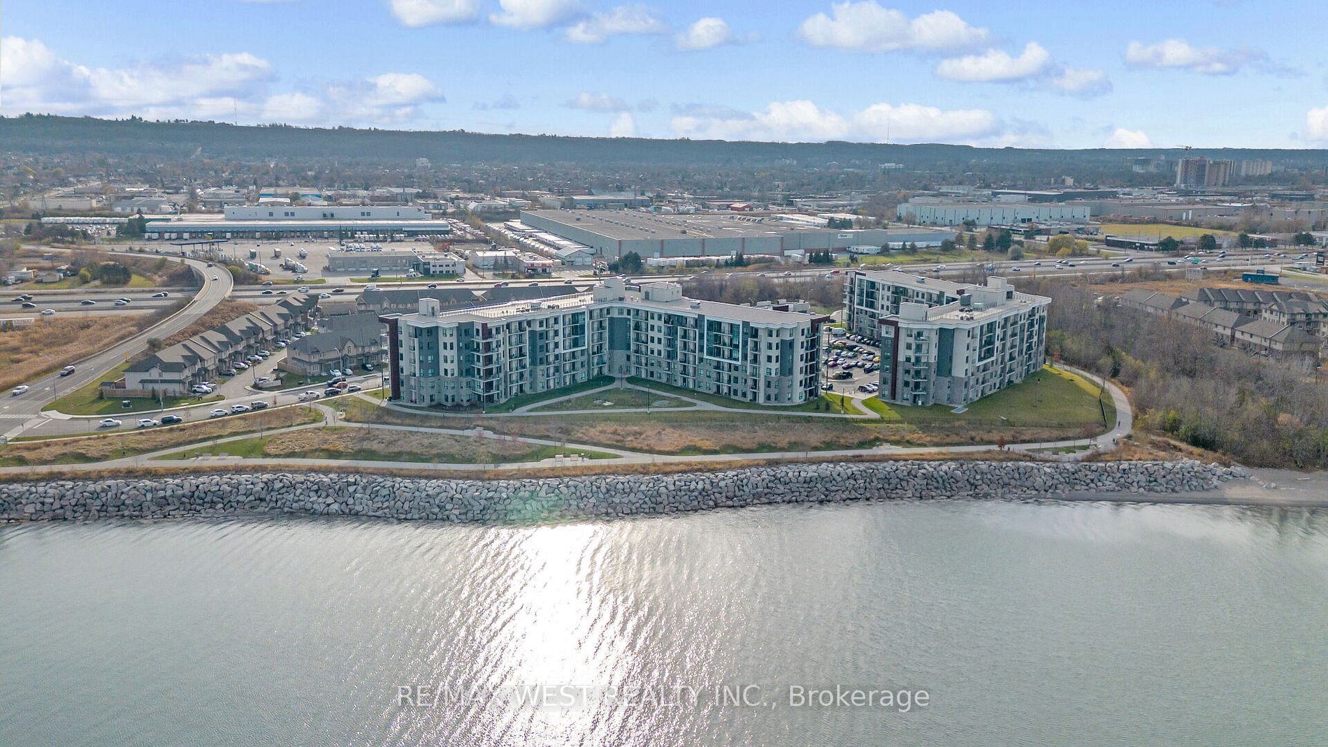 101 Shoreview Place, #131