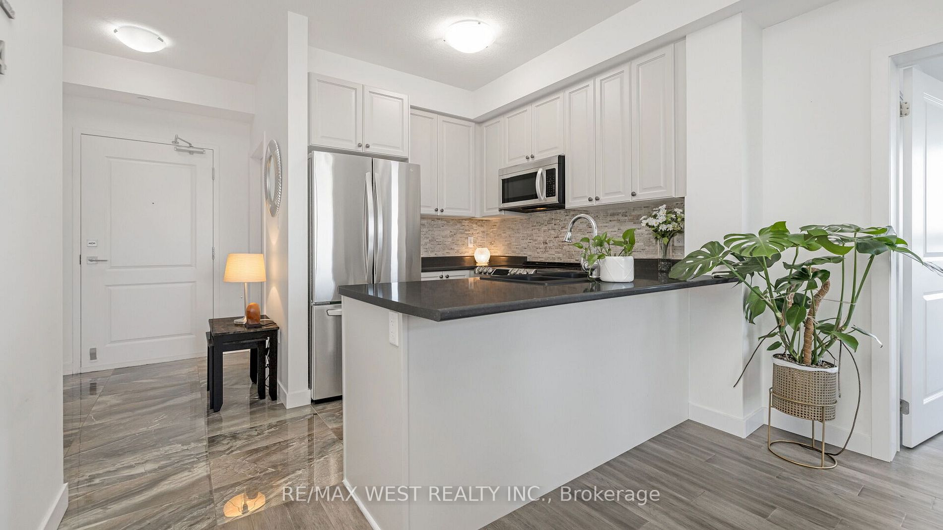 101 Shoreview Place, #131