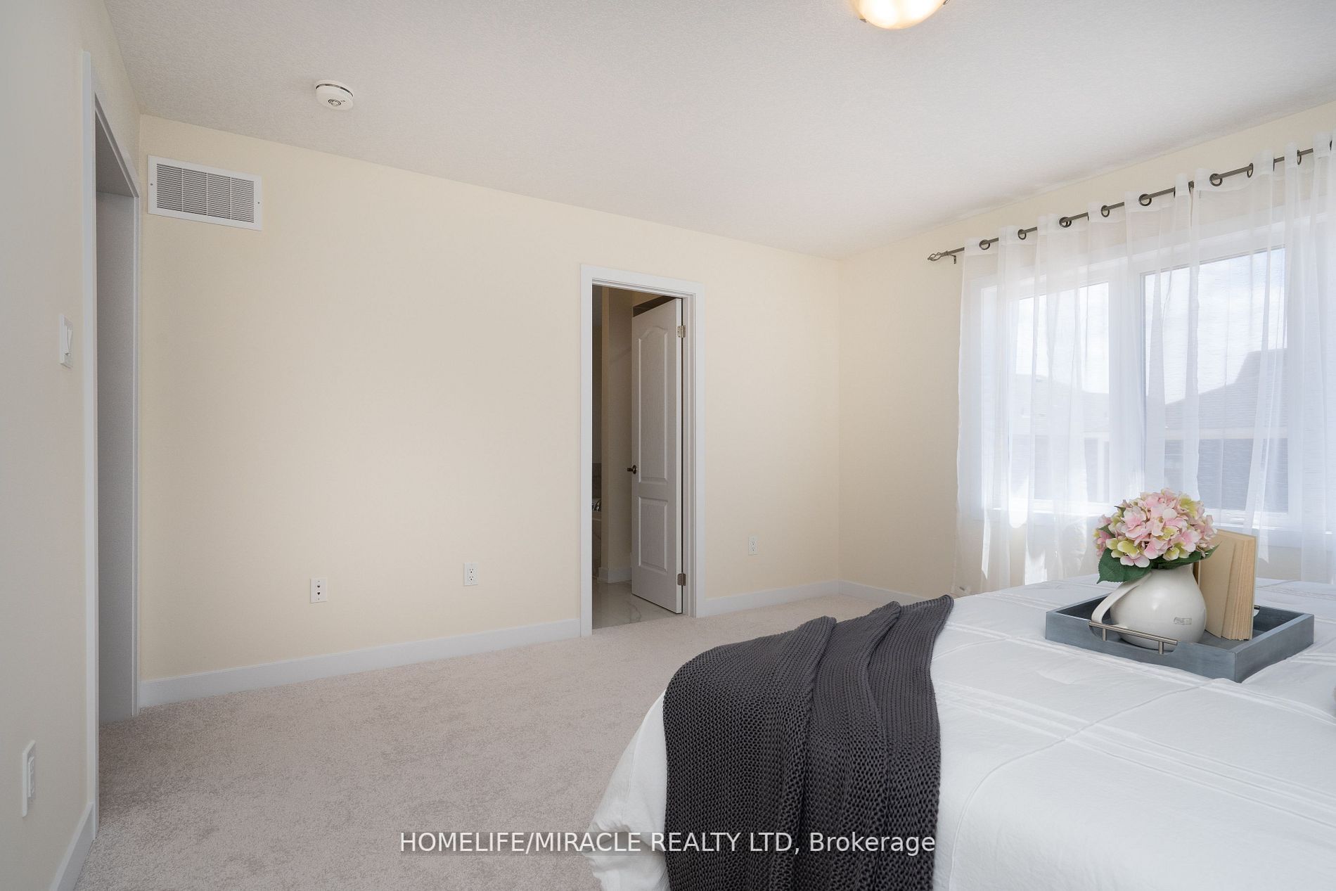 25 Downriver Dr
