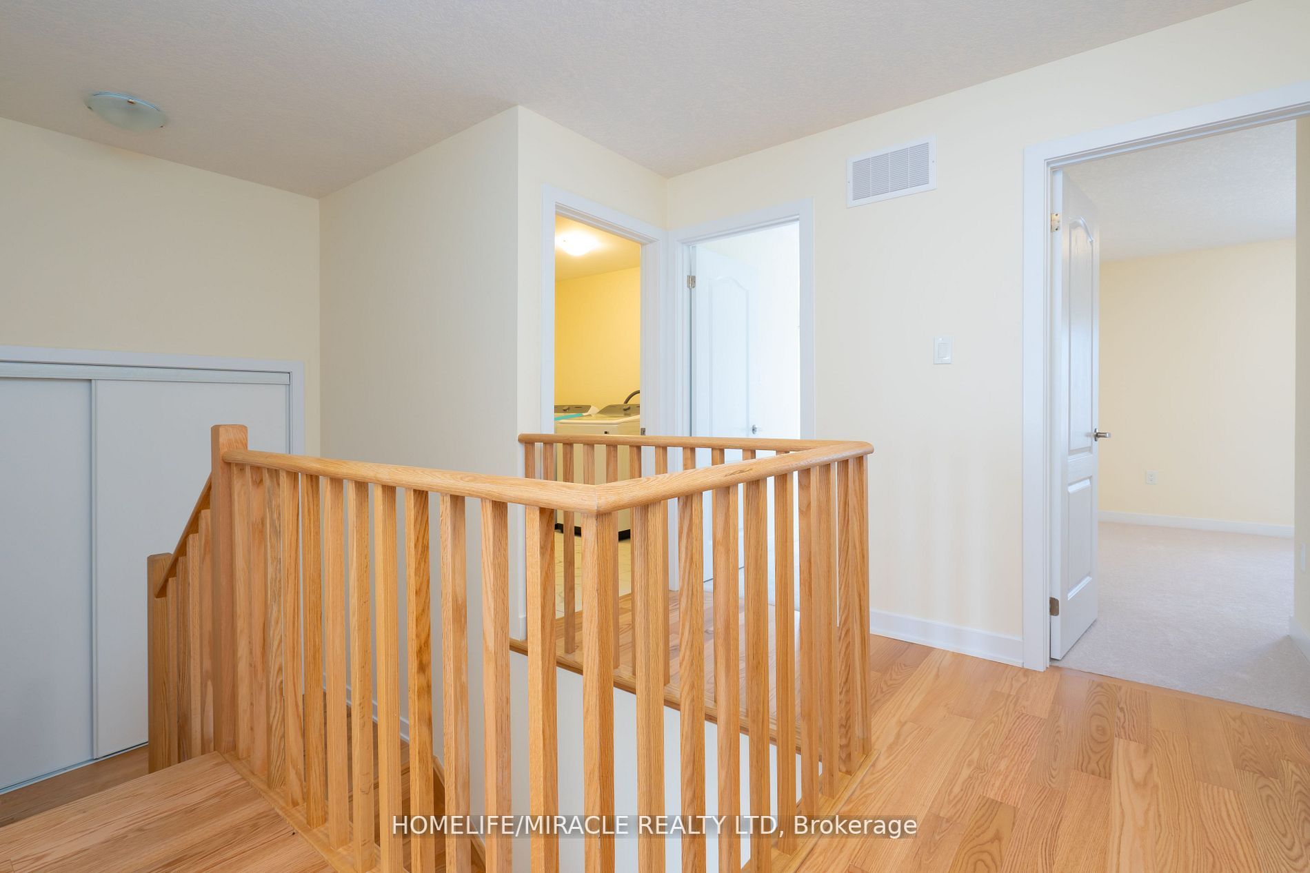 25 Downriver Dr