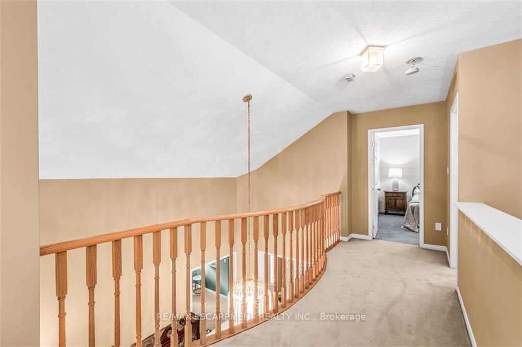 162 Morwick Dr
