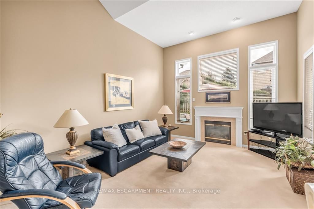 162 Morwick Dr