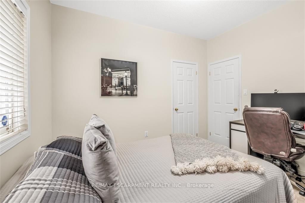 162 Morwick Dr