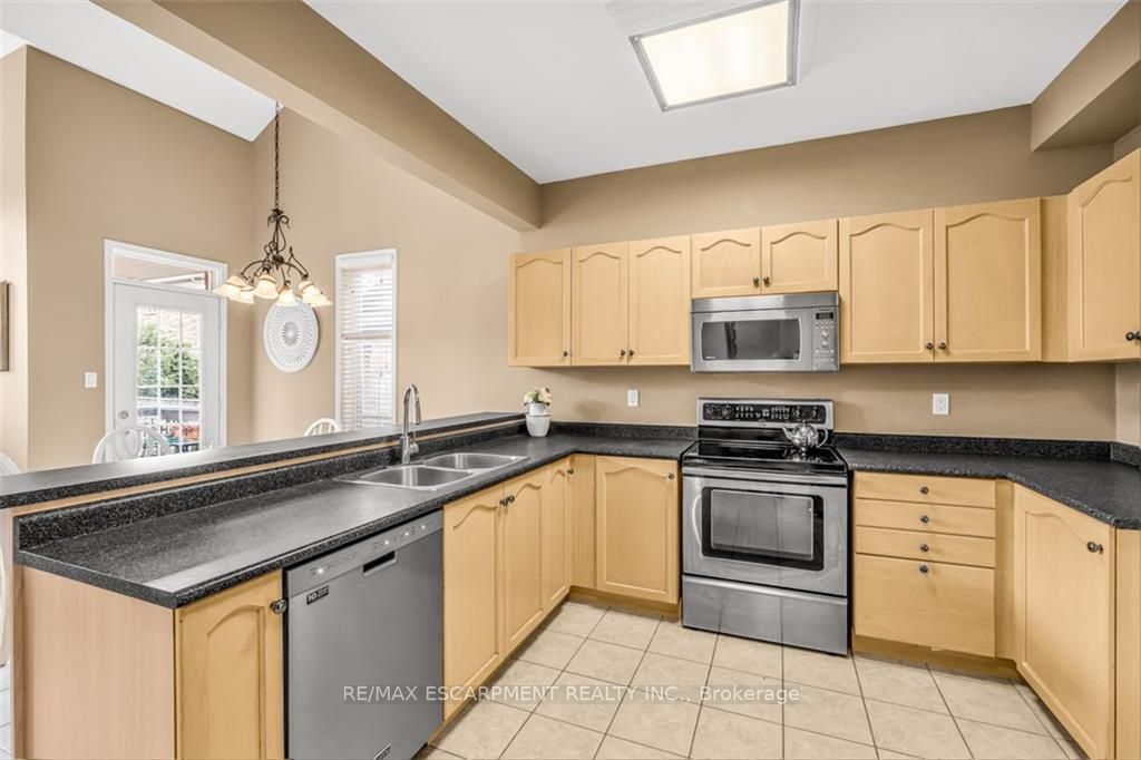 162 Morwick Dr