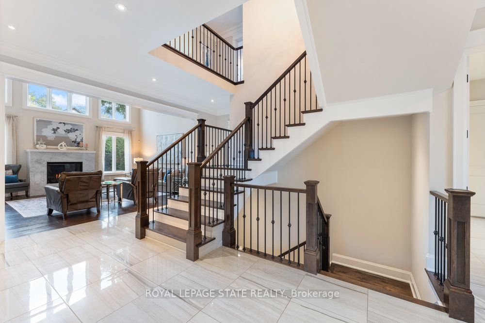 113 Lloyminn Ave