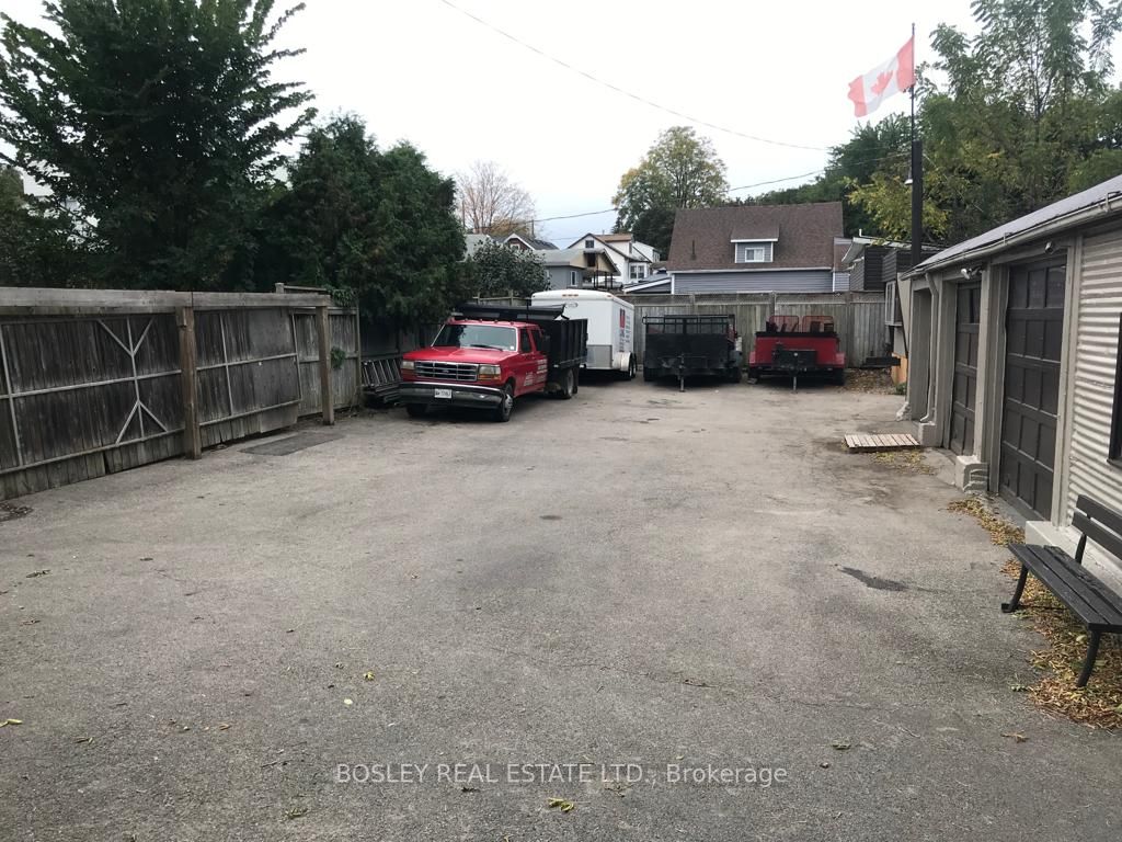 83 Walnut St