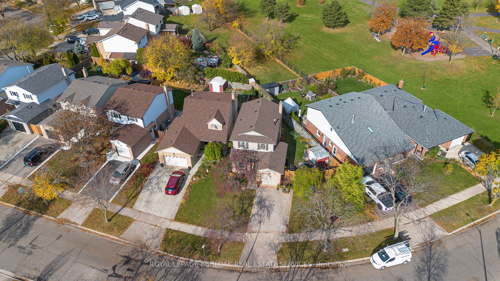 135 Glenashton Dr