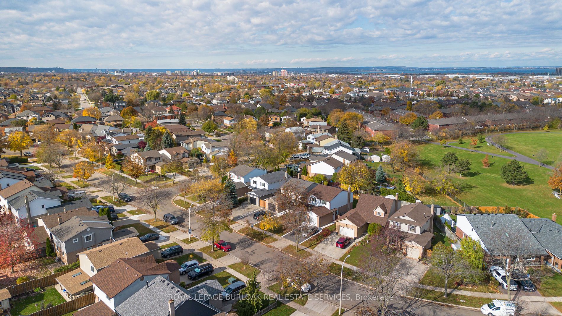 135 Glenashton Dr