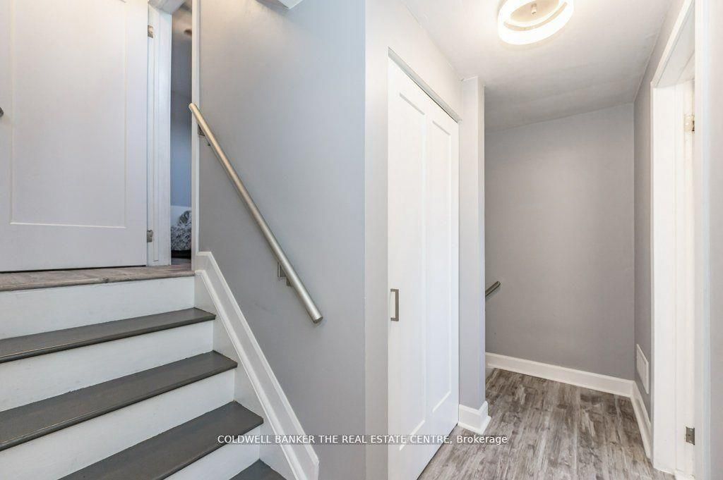 5 Viking Court #301