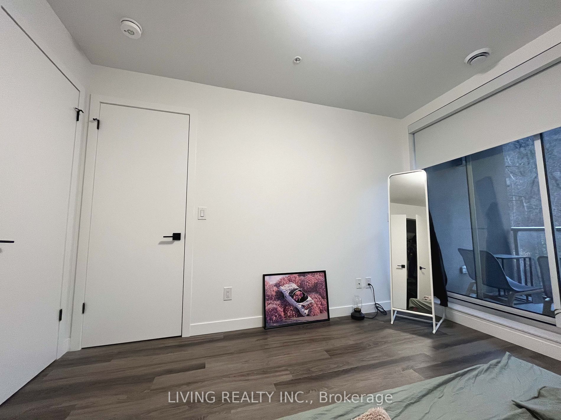 455 Charlton Avenue E #402