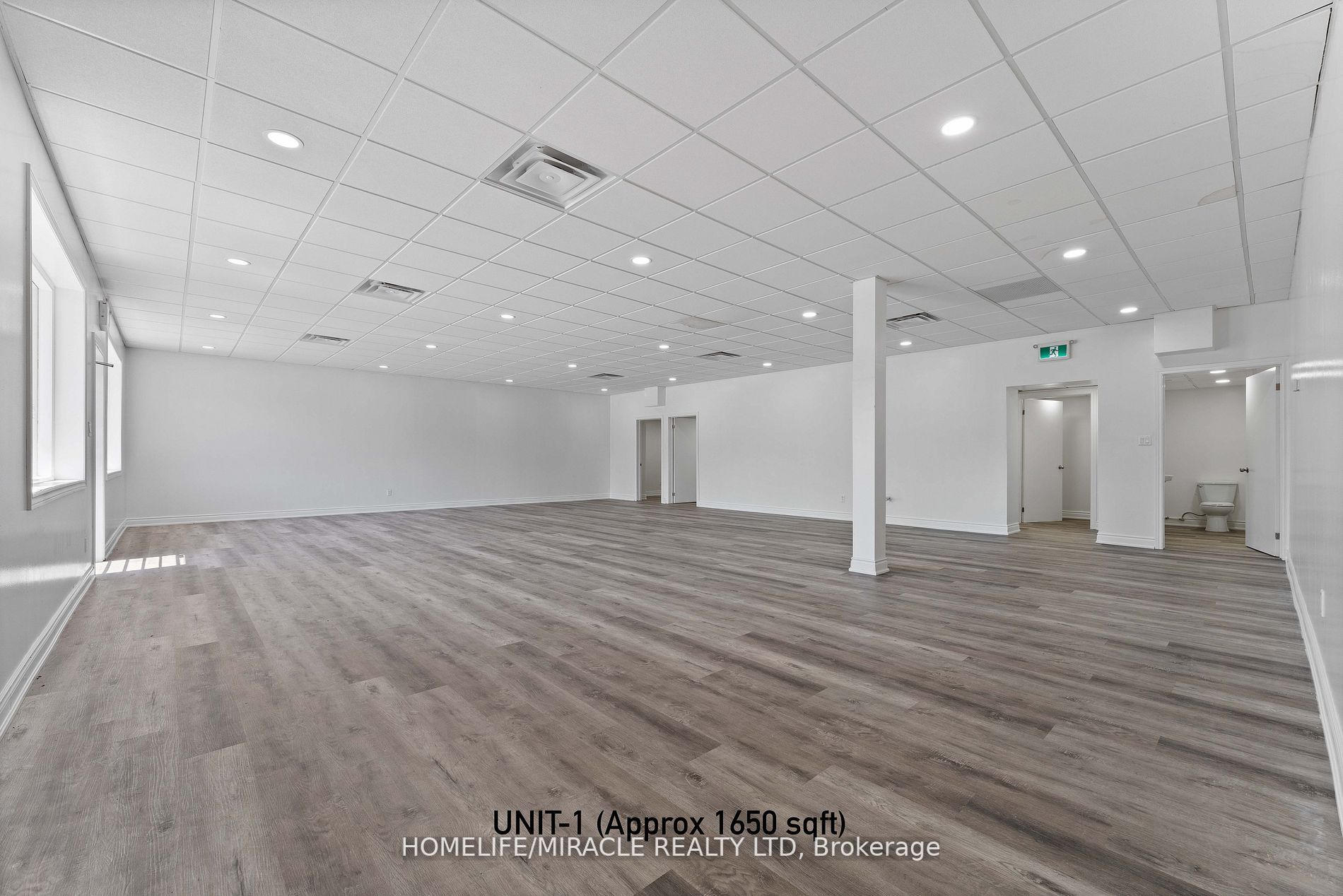 235 Dundas St