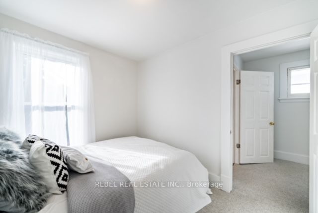167 Adeline St