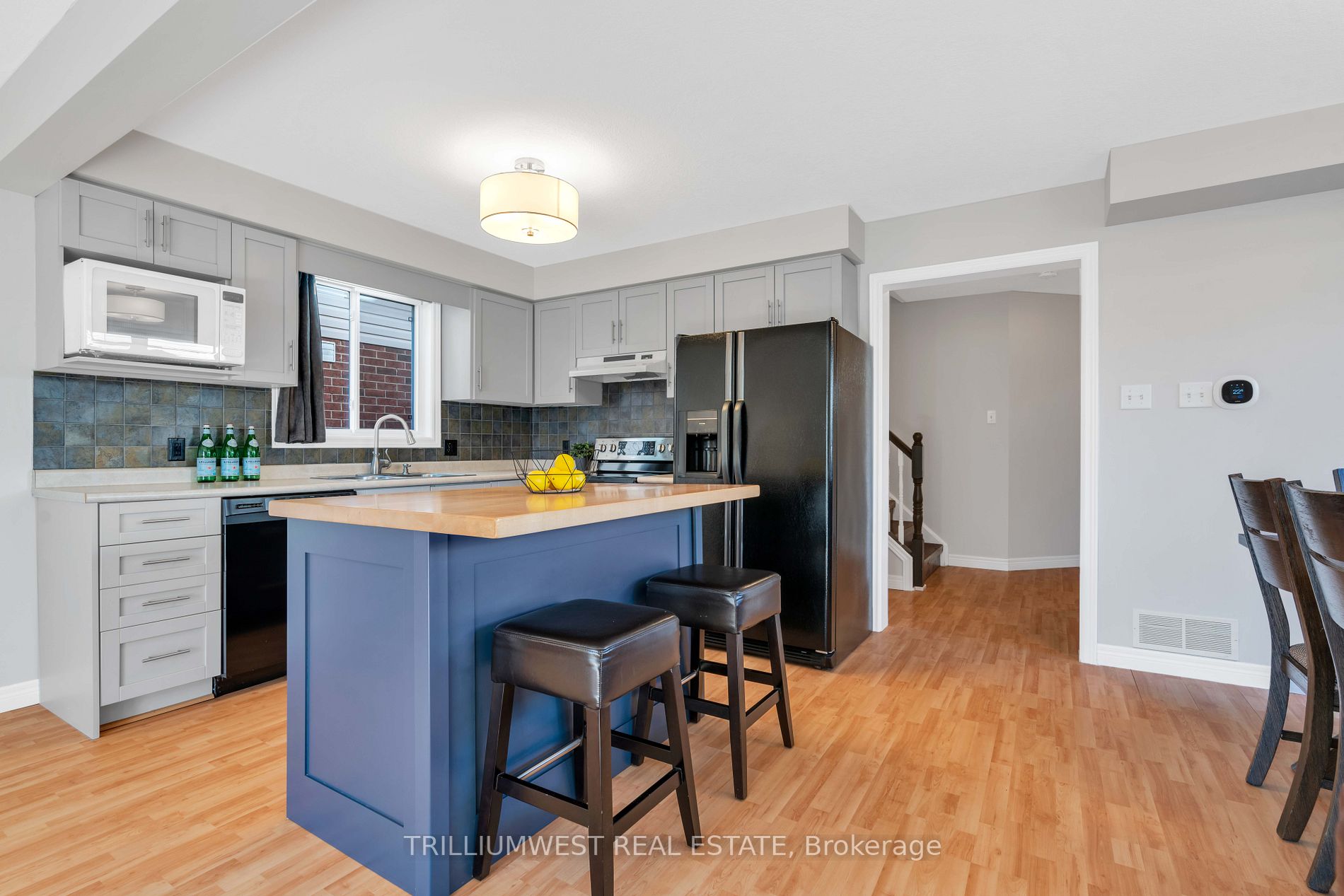 87 Tagge St