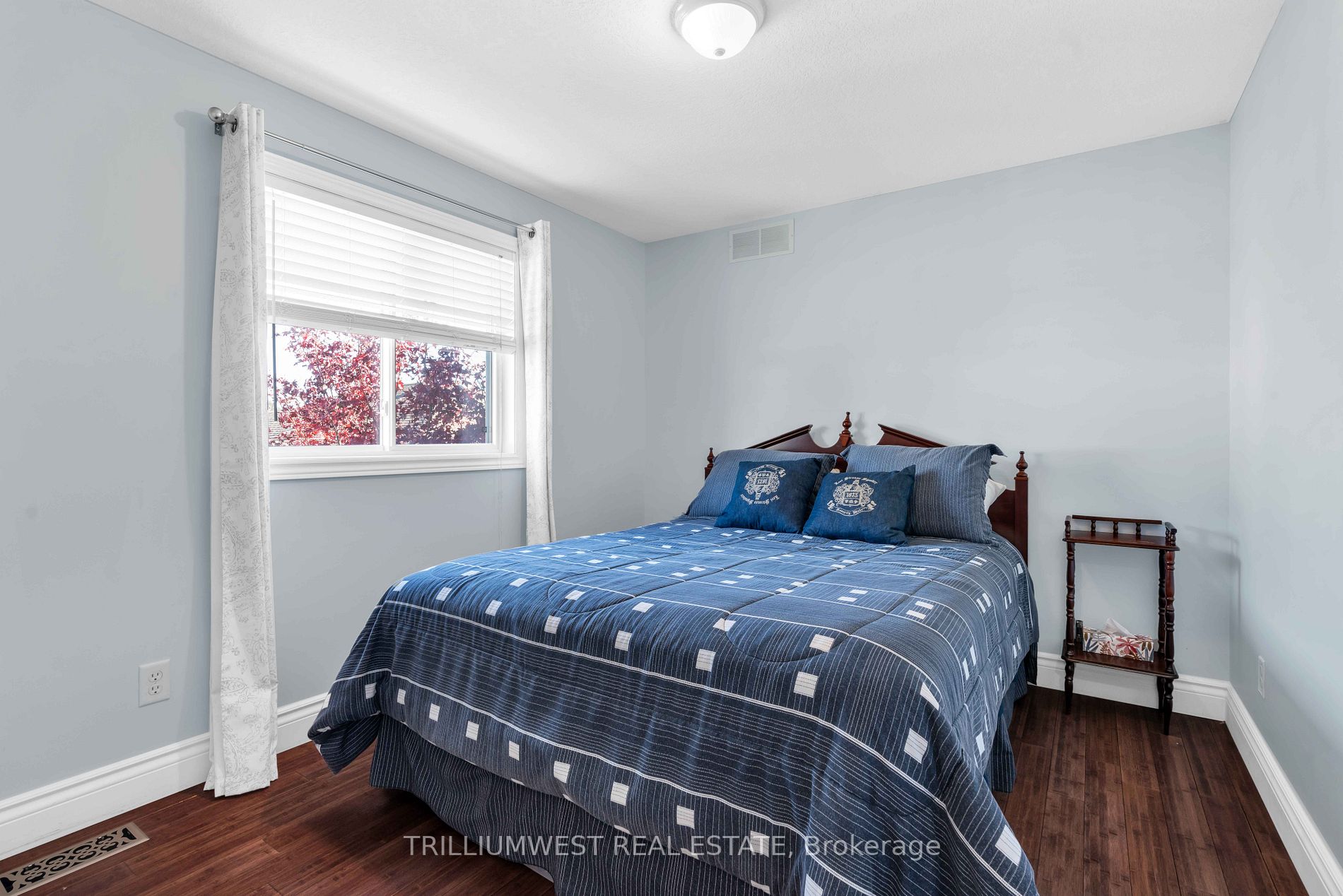 87 Tagge St