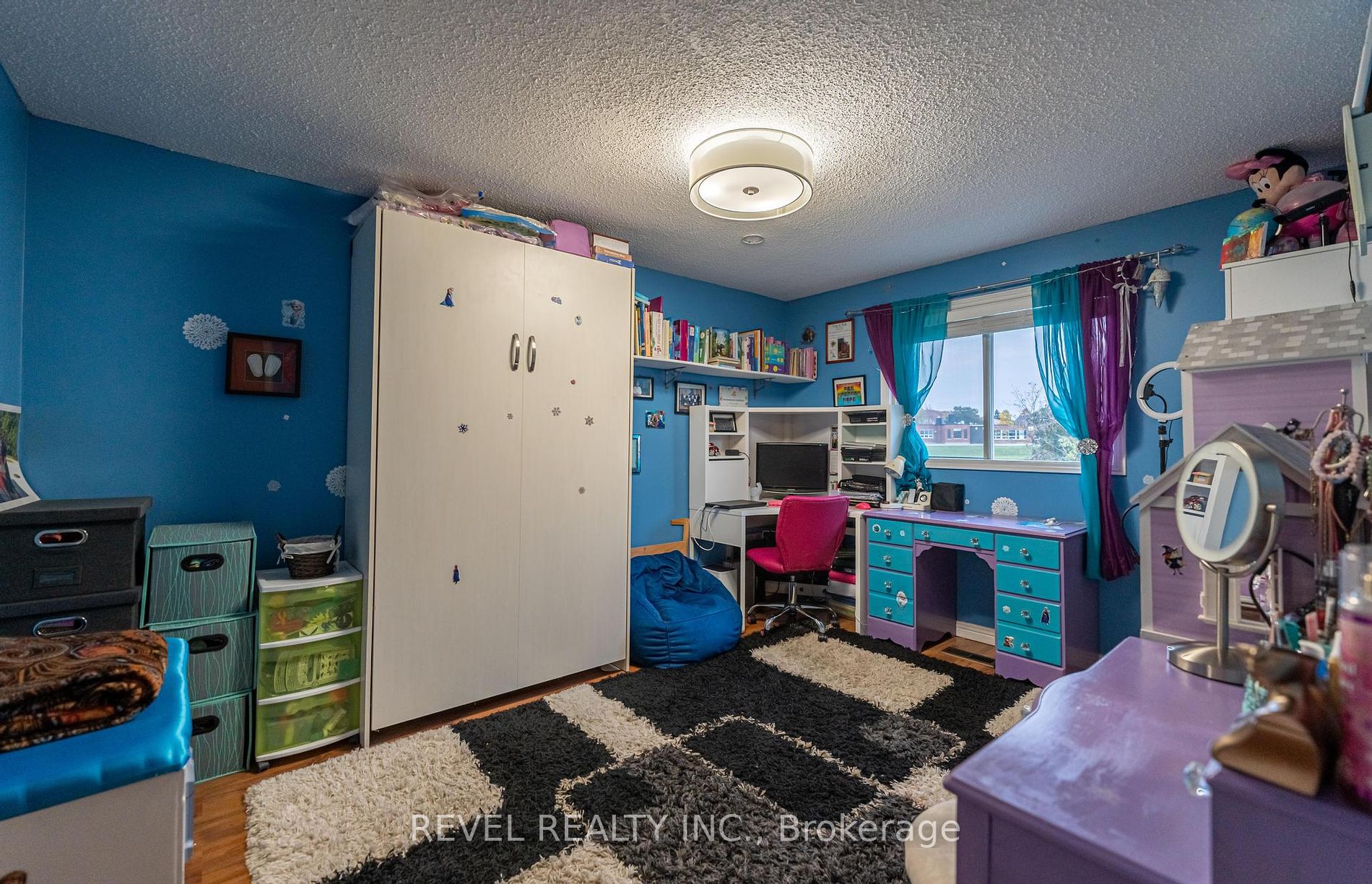 39 Twinoaks Cres