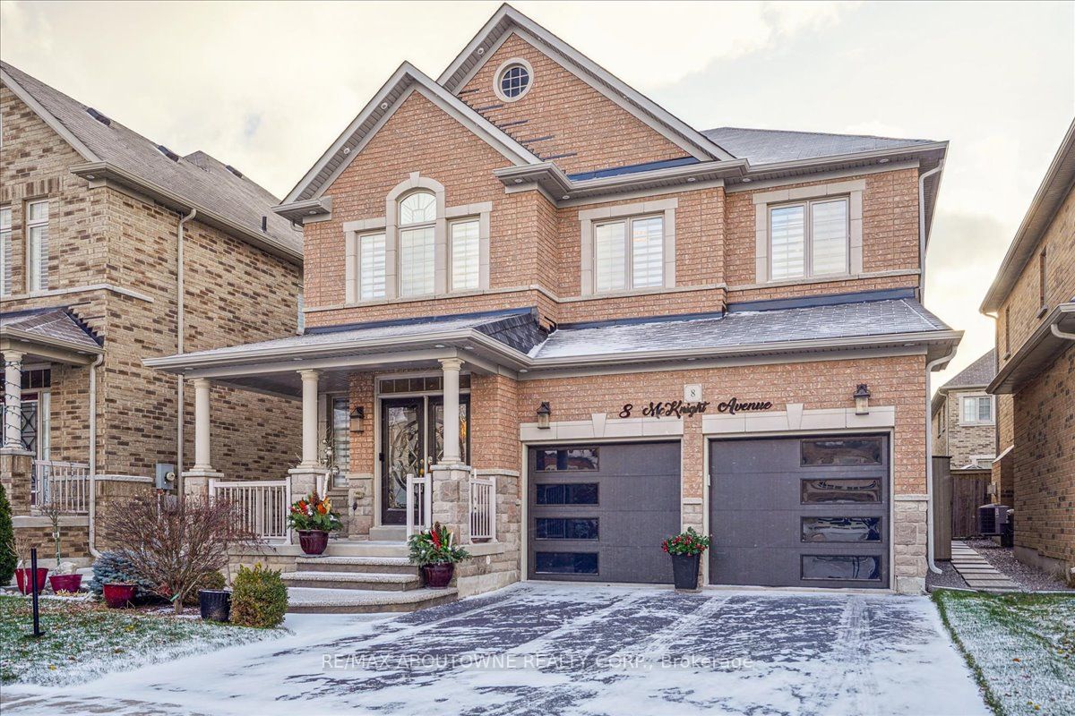 8 Mcknight Ave