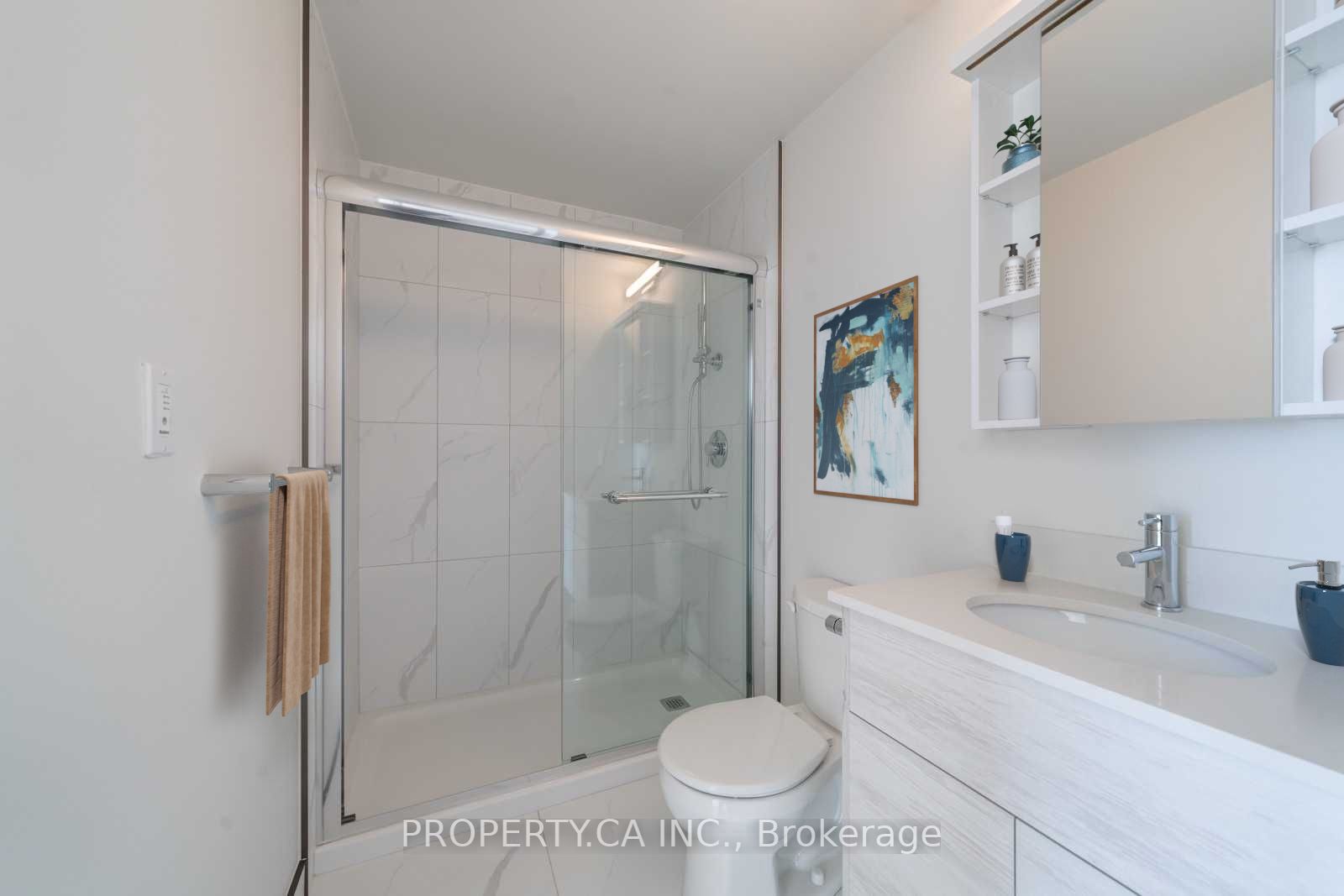 60 Frederick Street #3910