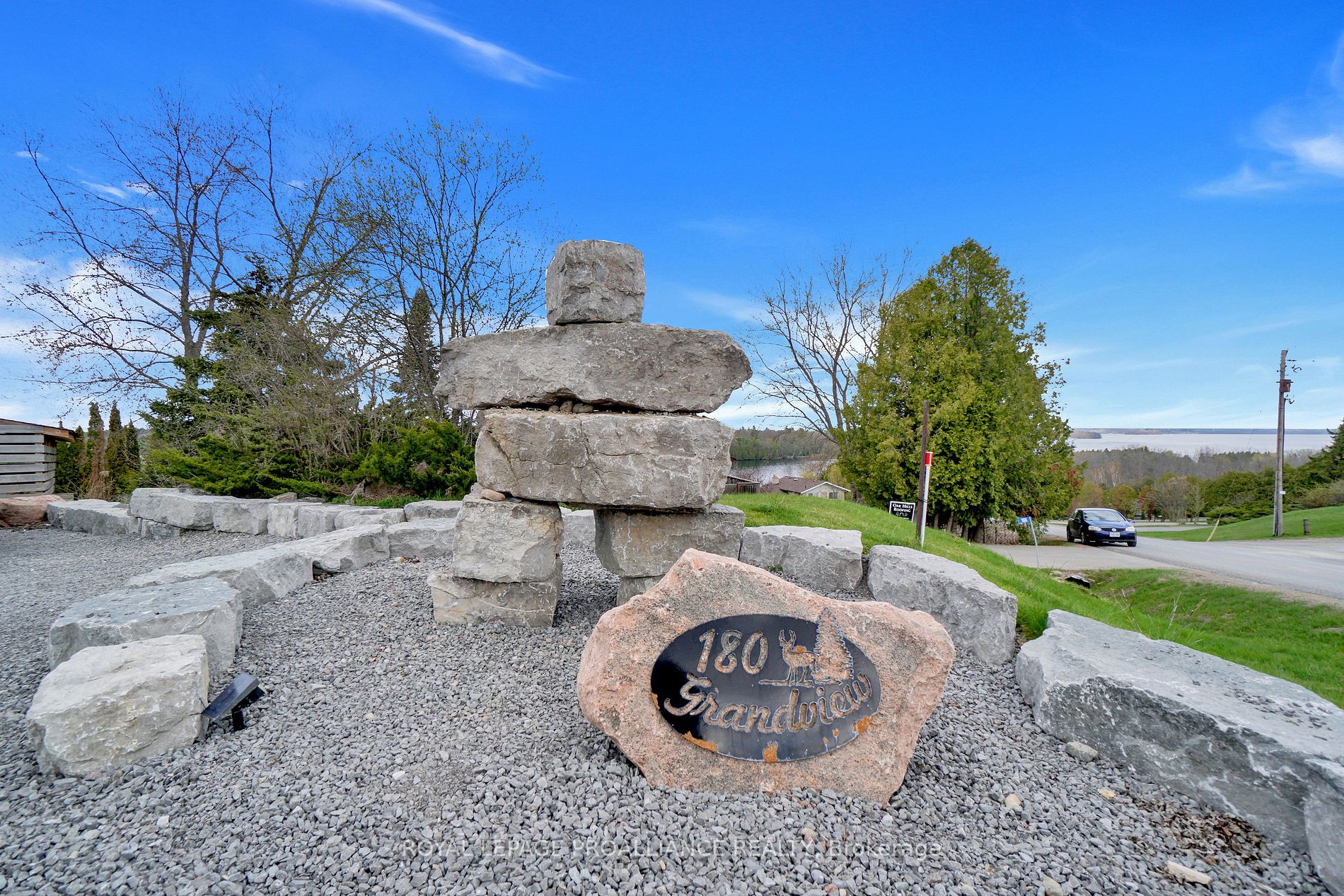 180 Grandview Drive