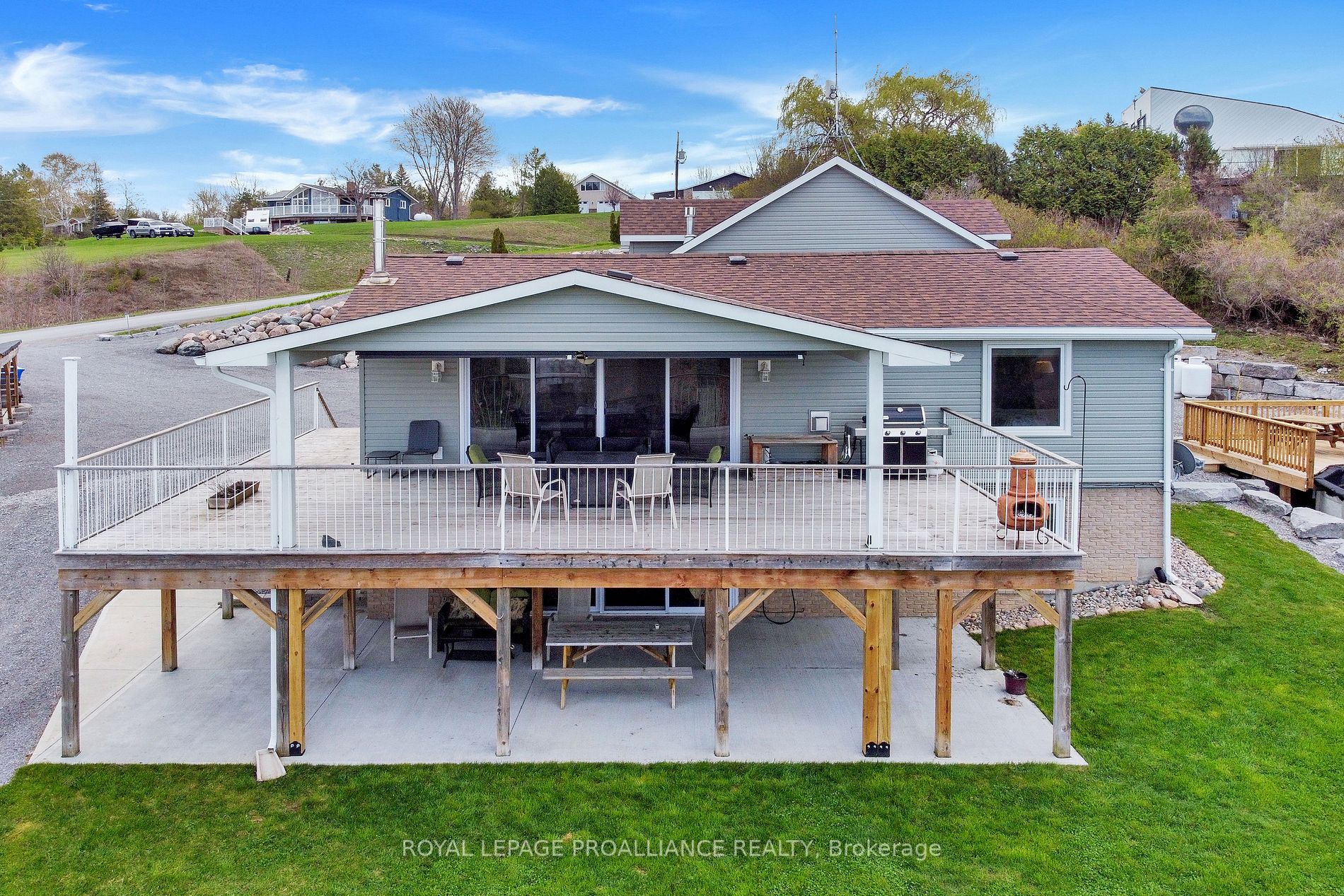 180 Grandview Drive