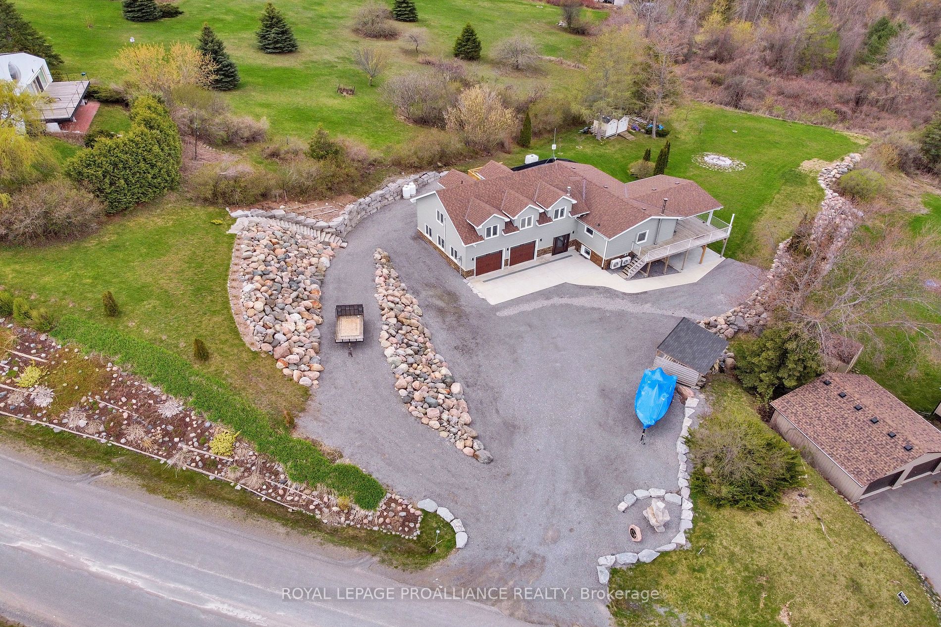 180 Grandview Drive