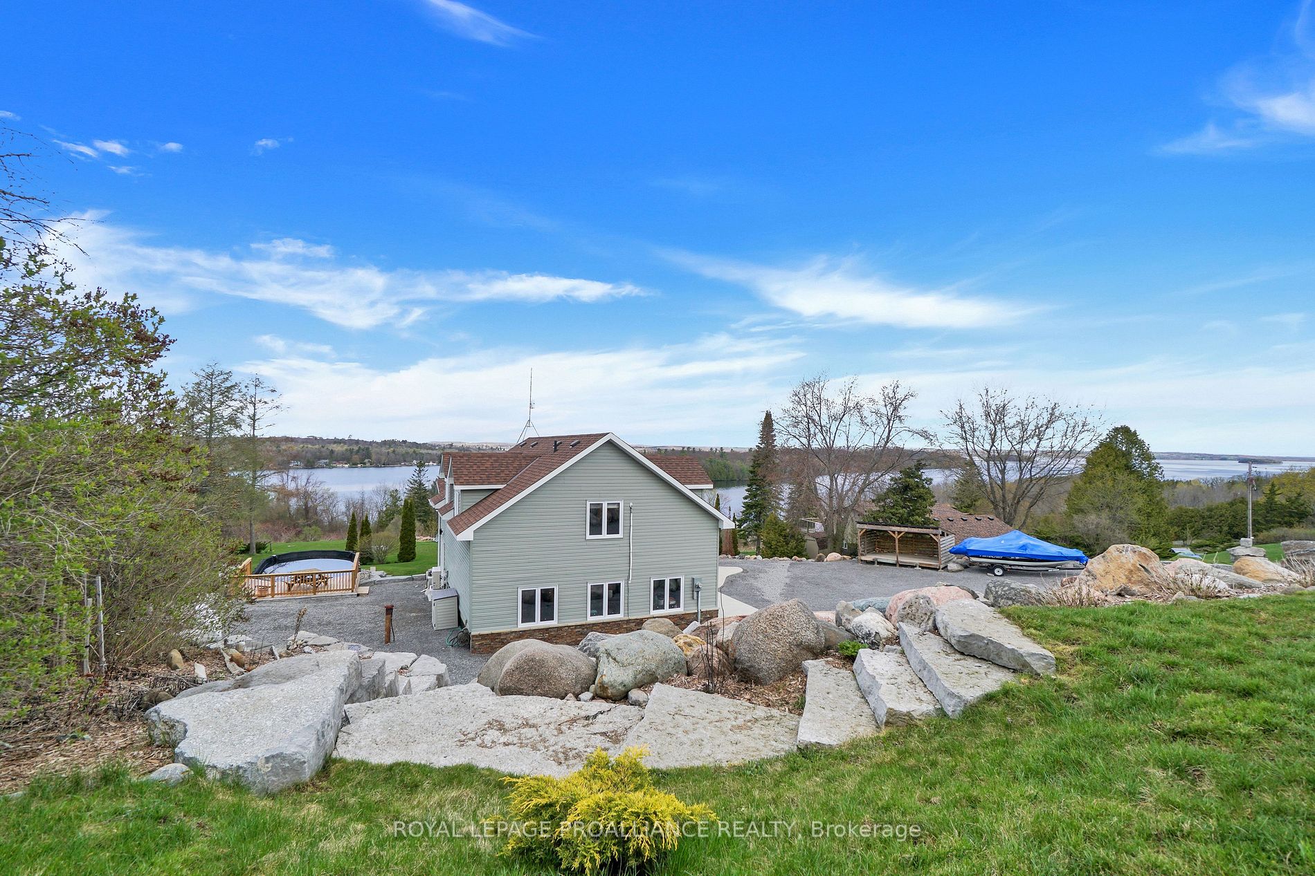 180 Grandview Drive