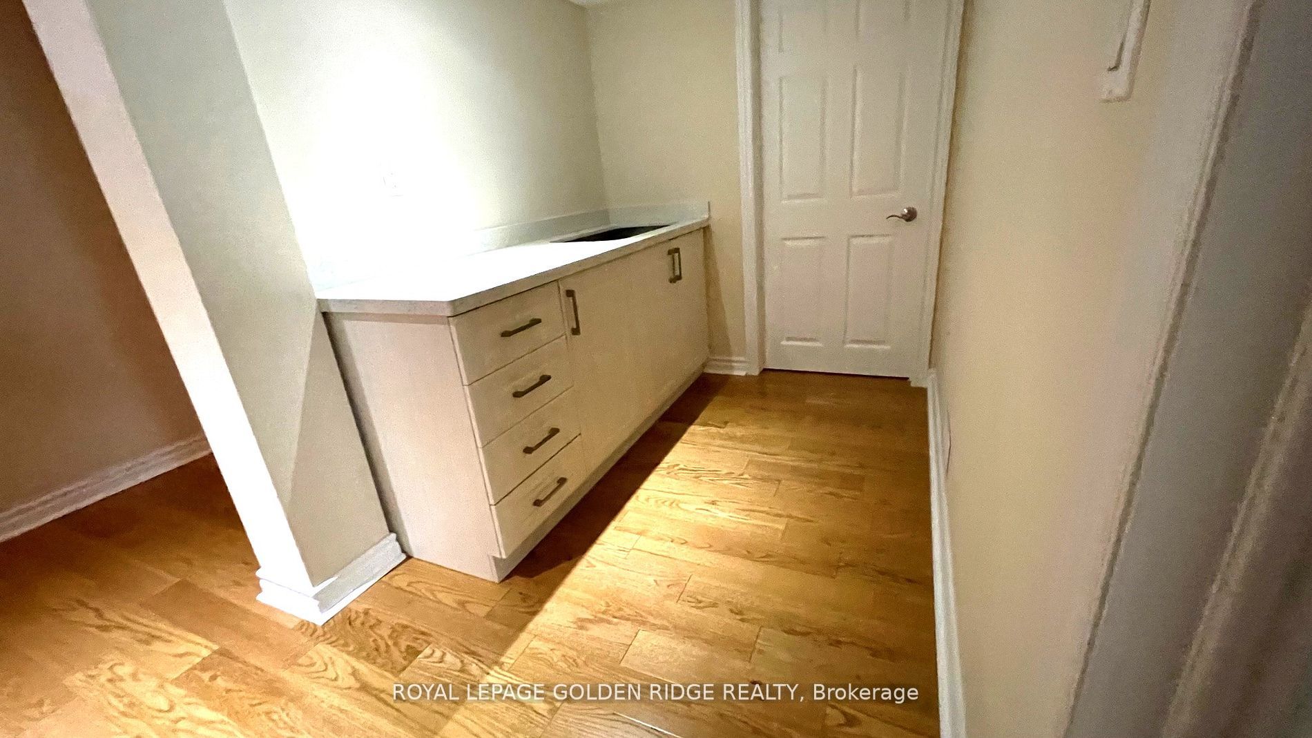 24 Lowes Road E, ##2