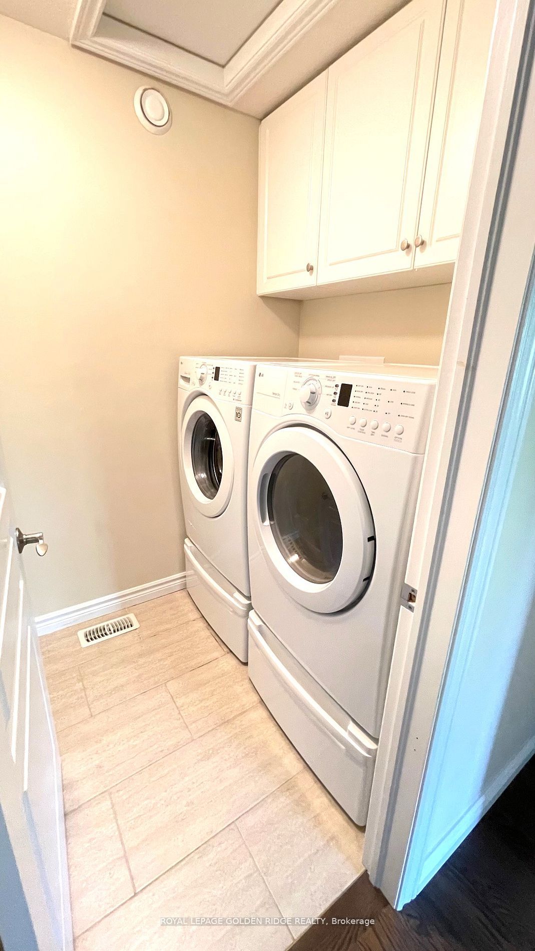 24 Lowes Road E, ##2