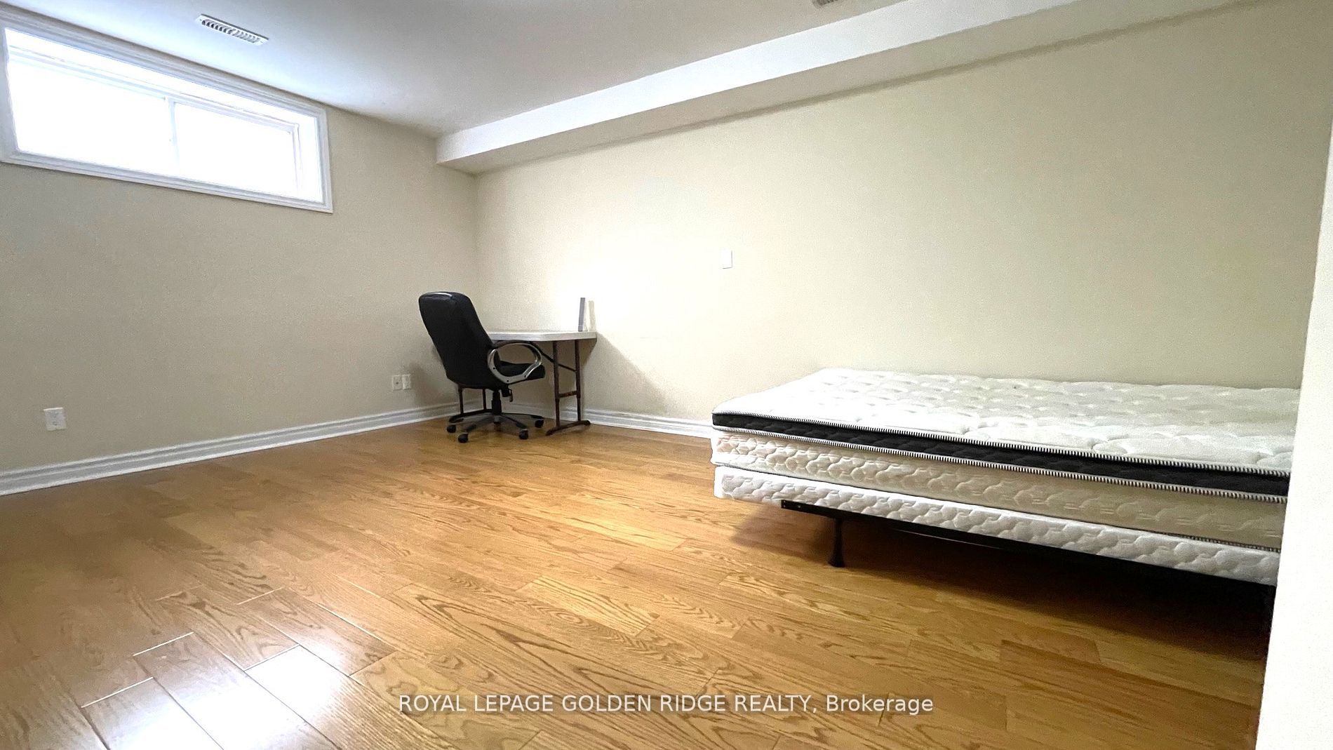 24 Lowes Road E, ##2