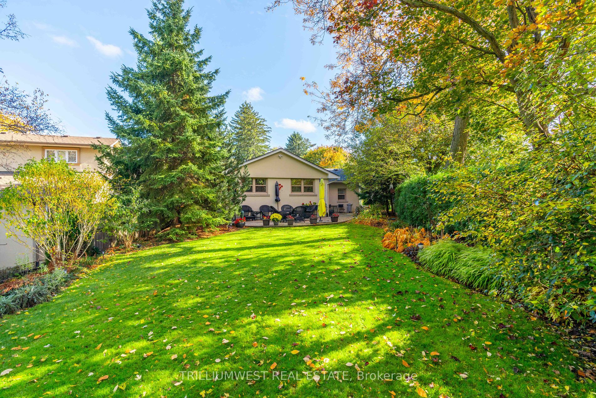 30 Hostein Dr