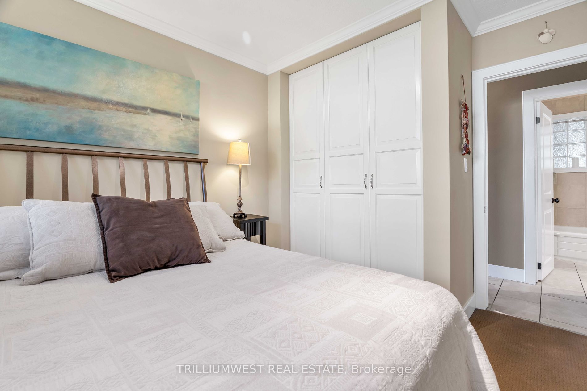 30 Hostein Dr