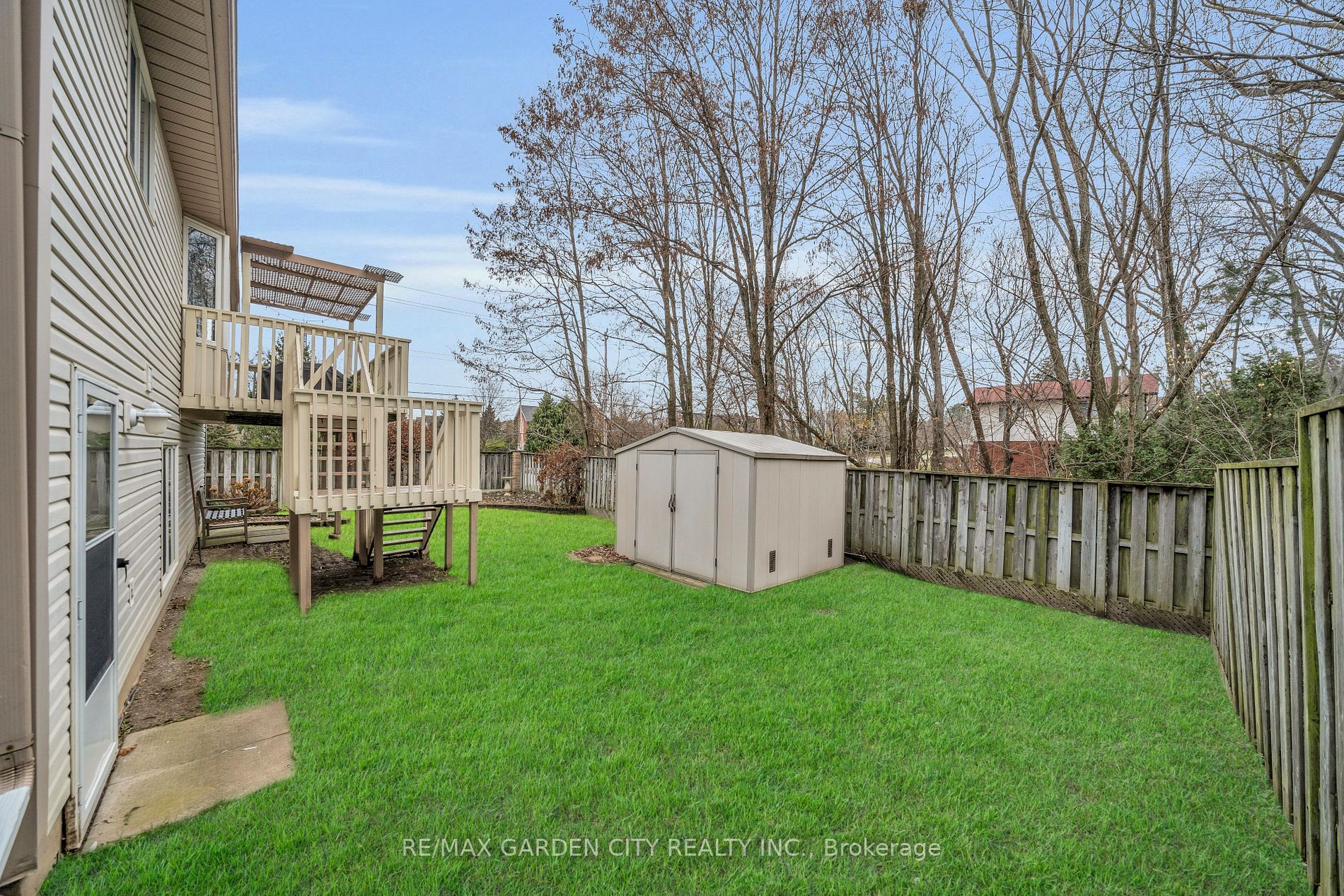 76 Palmer Rd