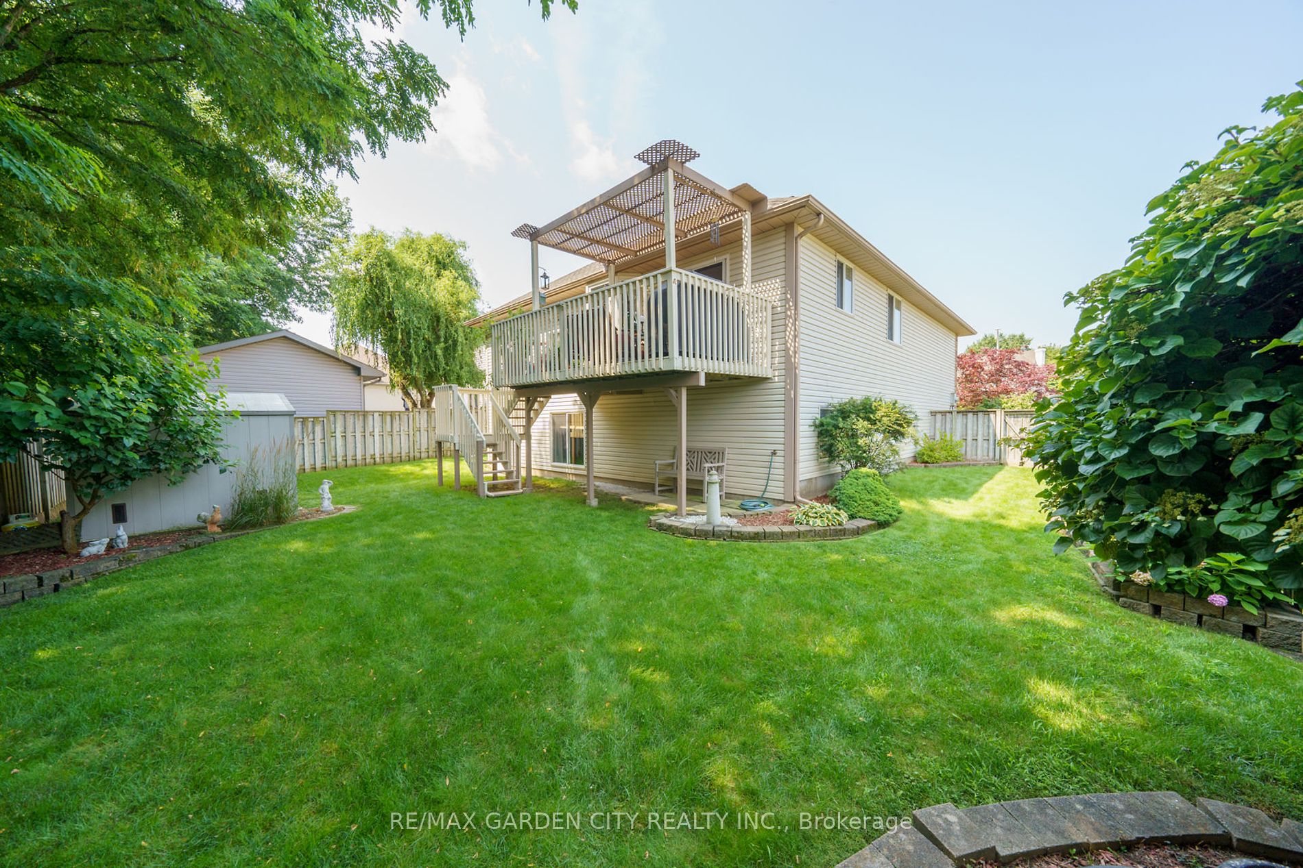 76 Palmer Rd