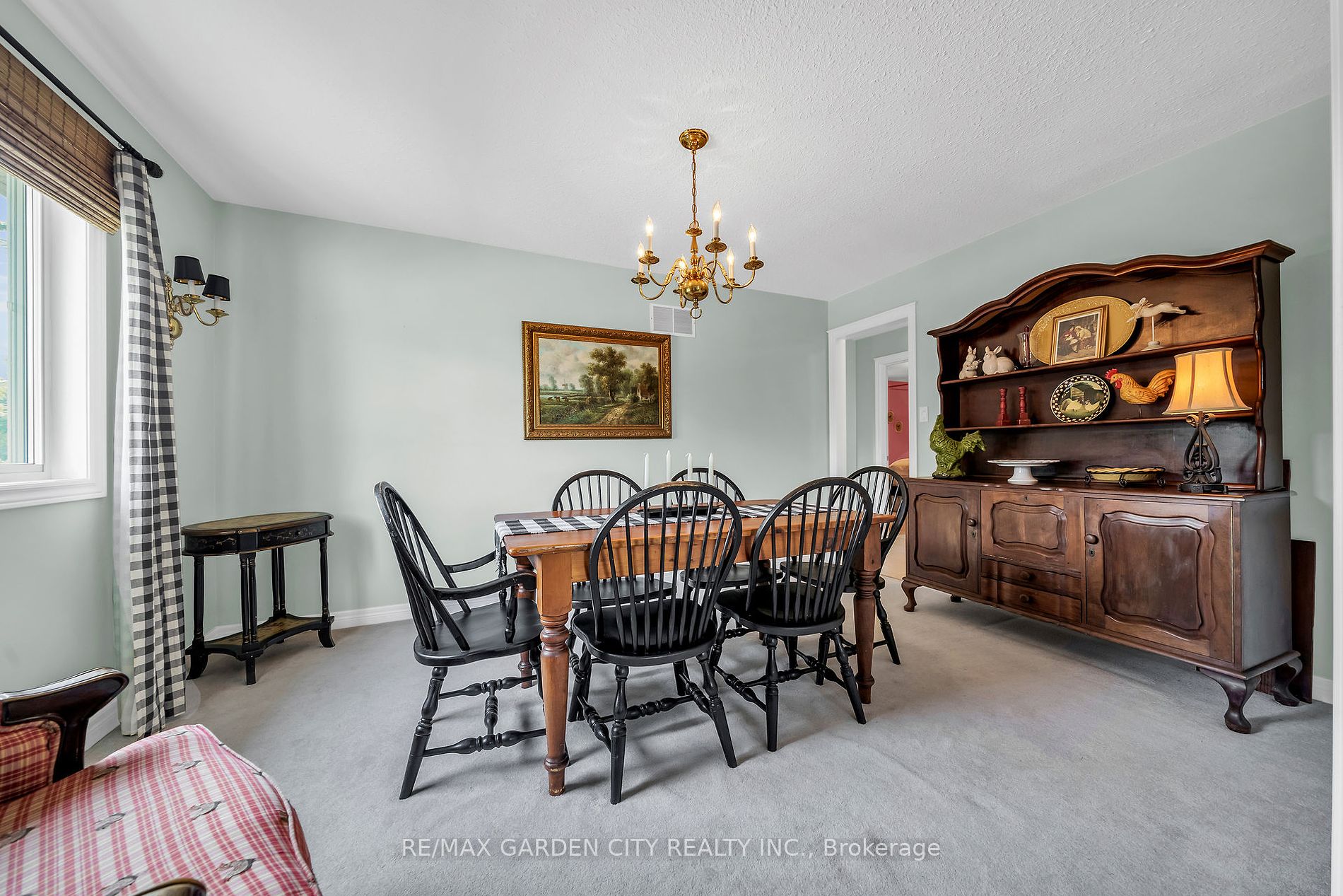 76 Palmer Rd