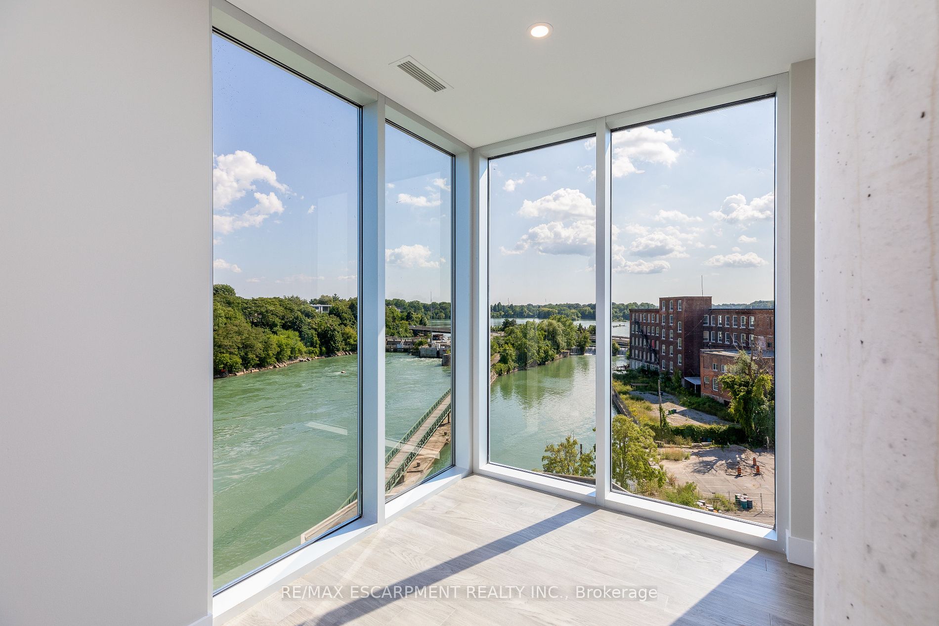 57 Lakeport Rd, #506
