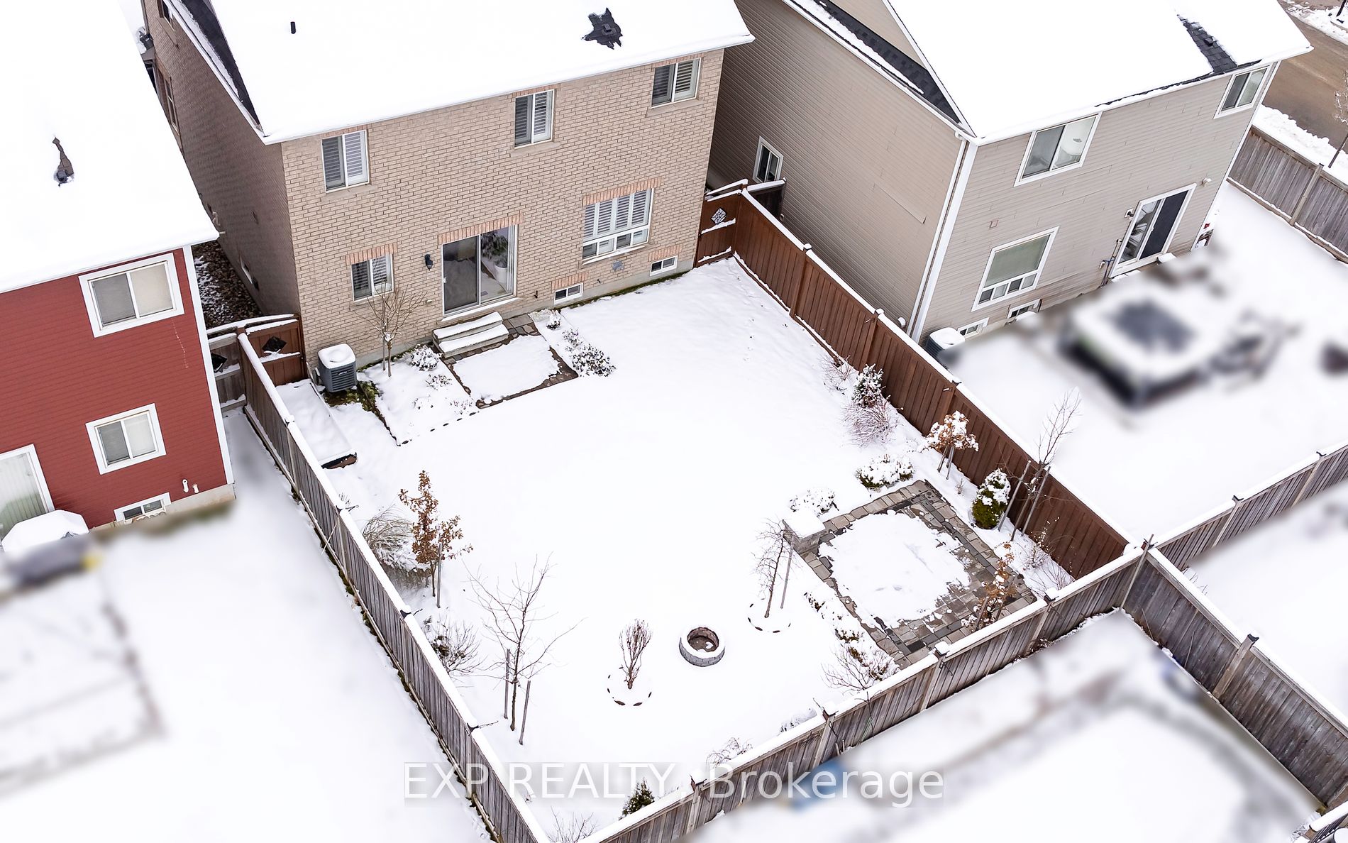 965 O'Reilly Crescent