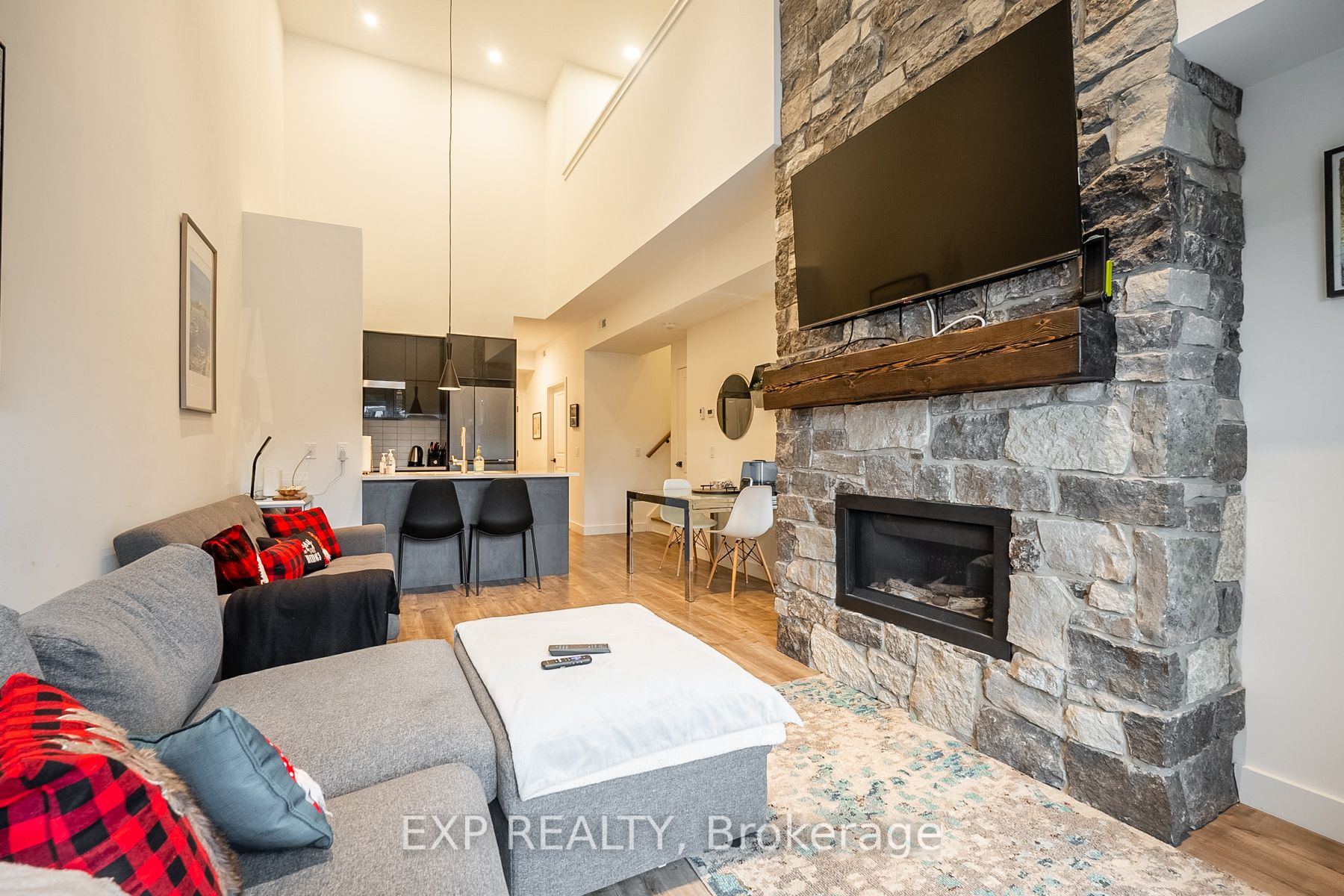 10 Beausoleil Lane #303