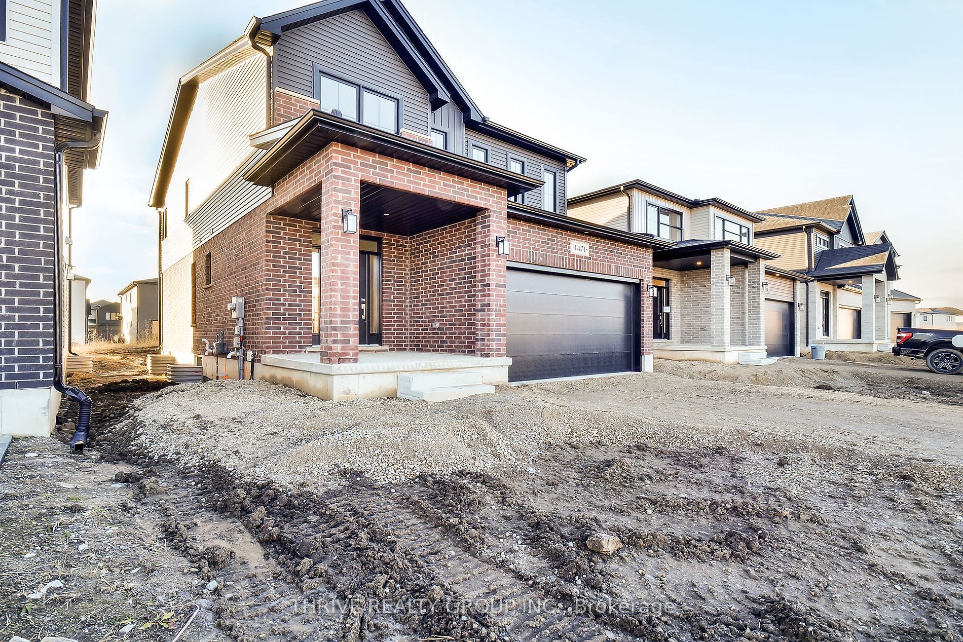 1471 Wright Cres