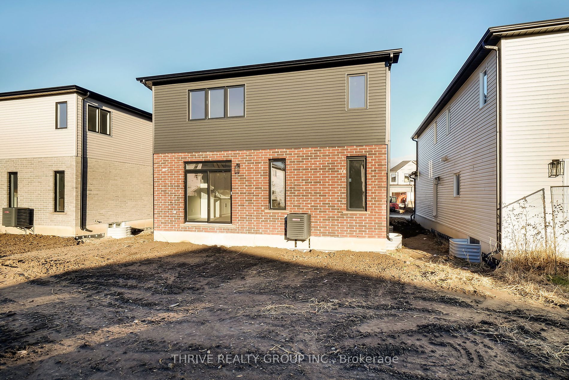 1471 Wright Cres