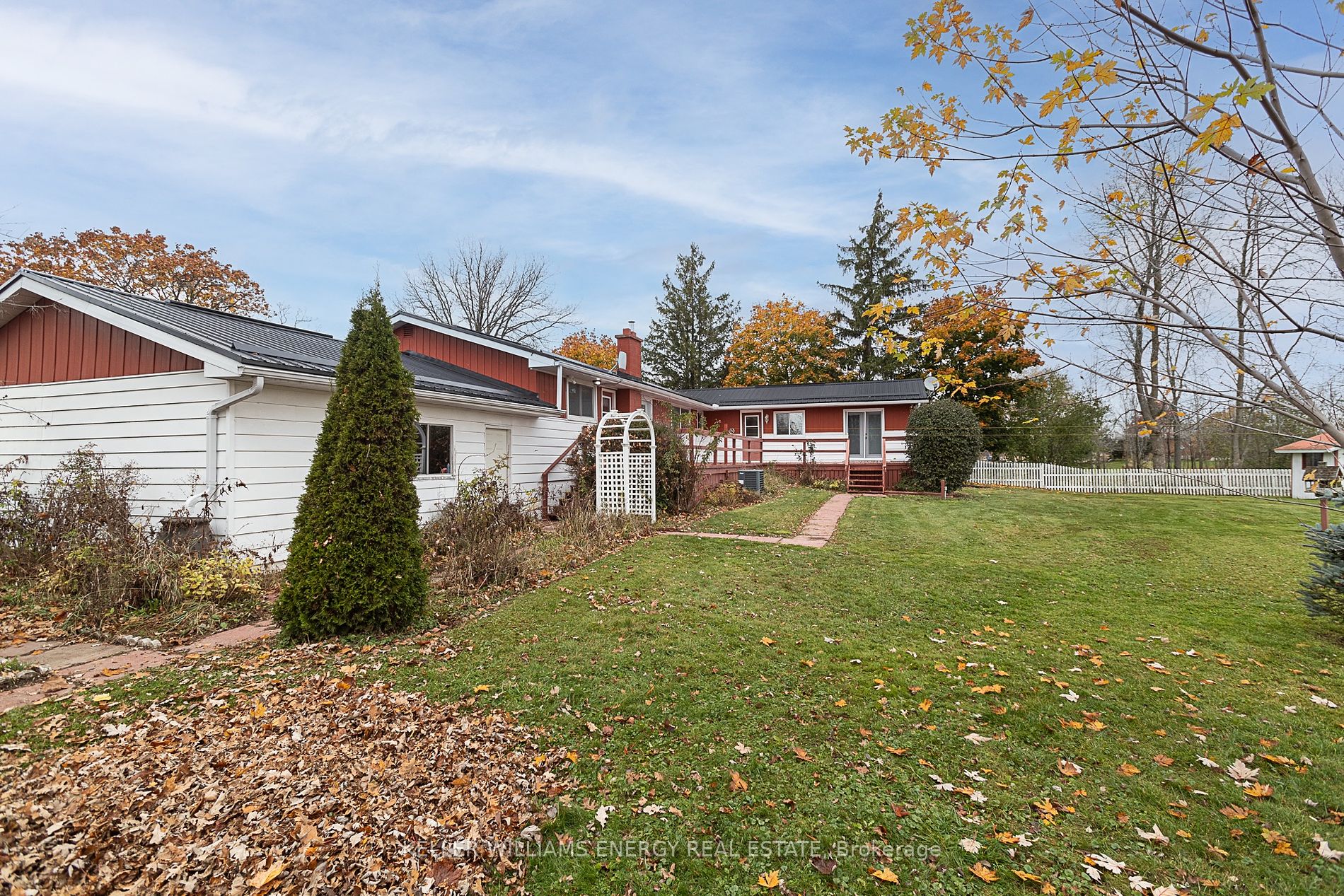 464 Tripp Rd