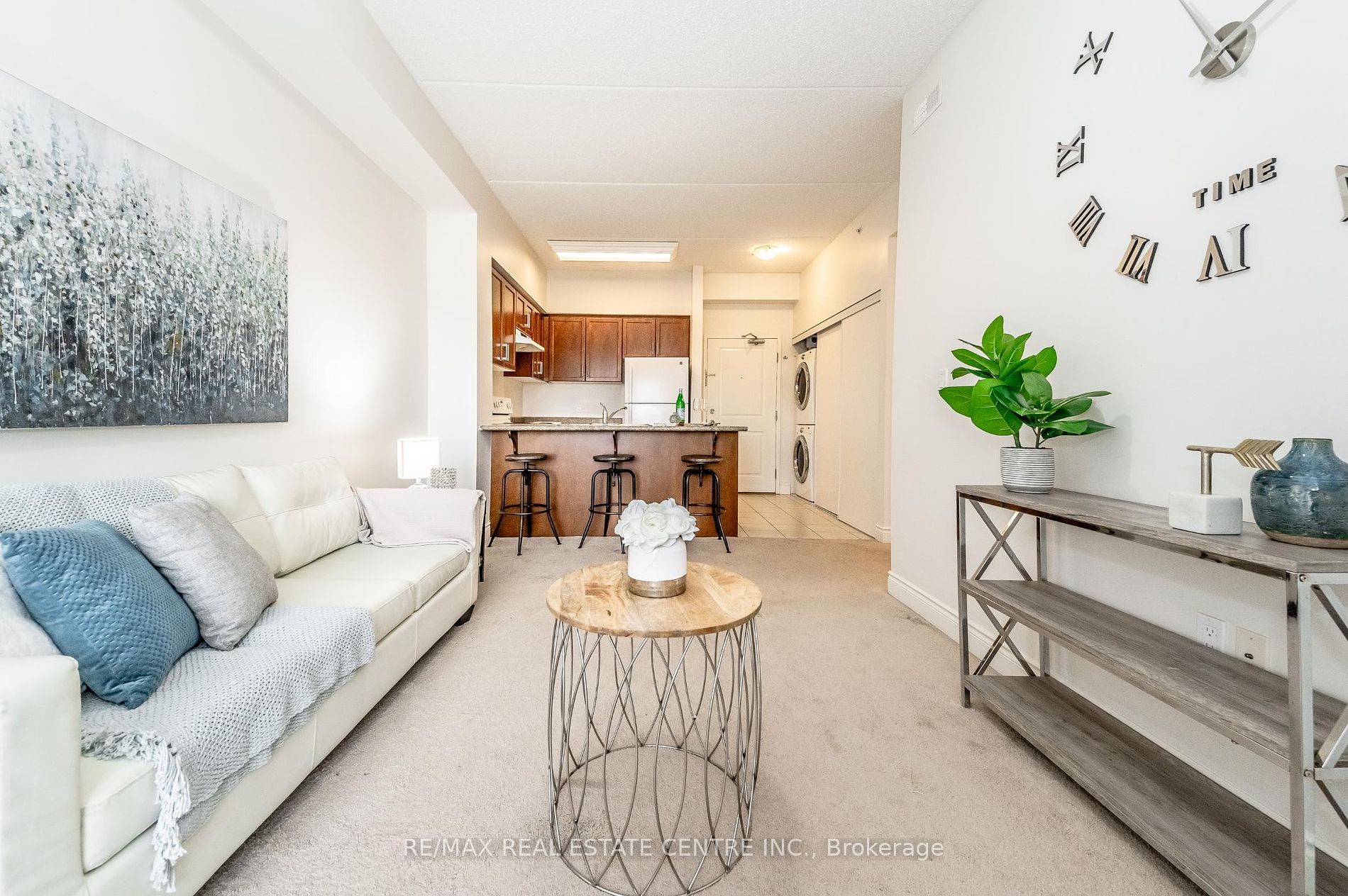 1077 Gordon Street, #336