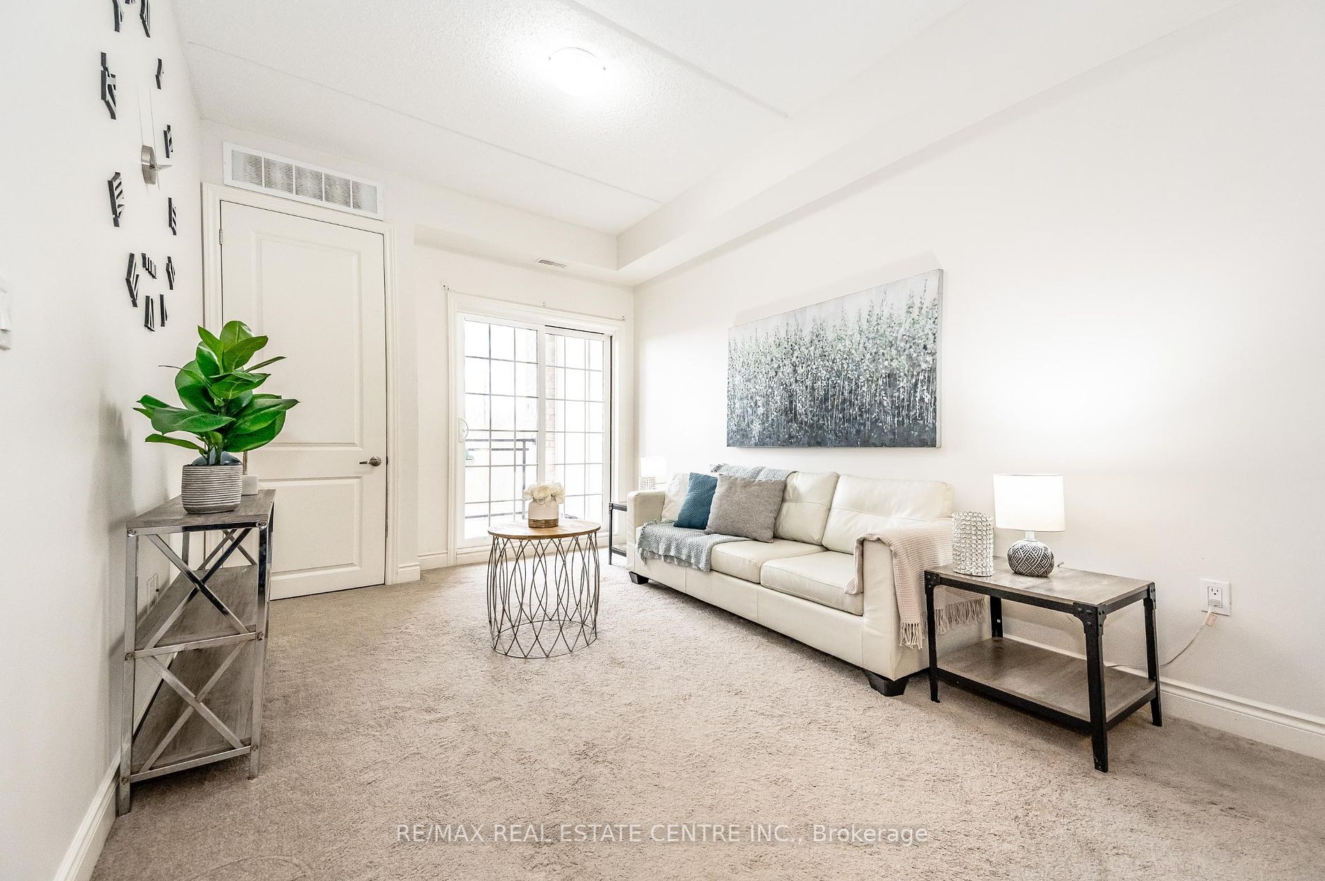 1077 Gordon Street, #336