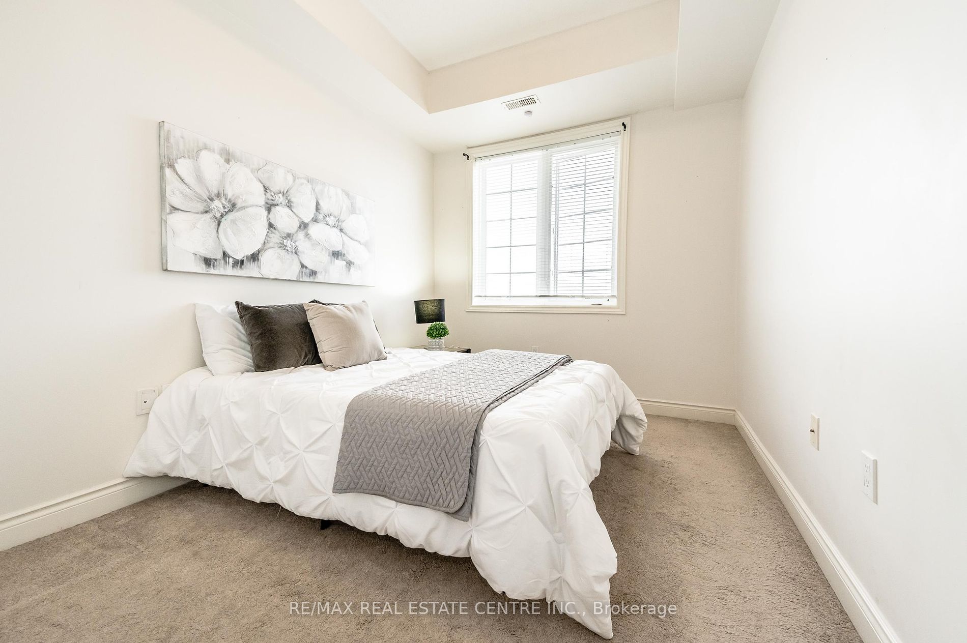 1077 Gordon Street, #336