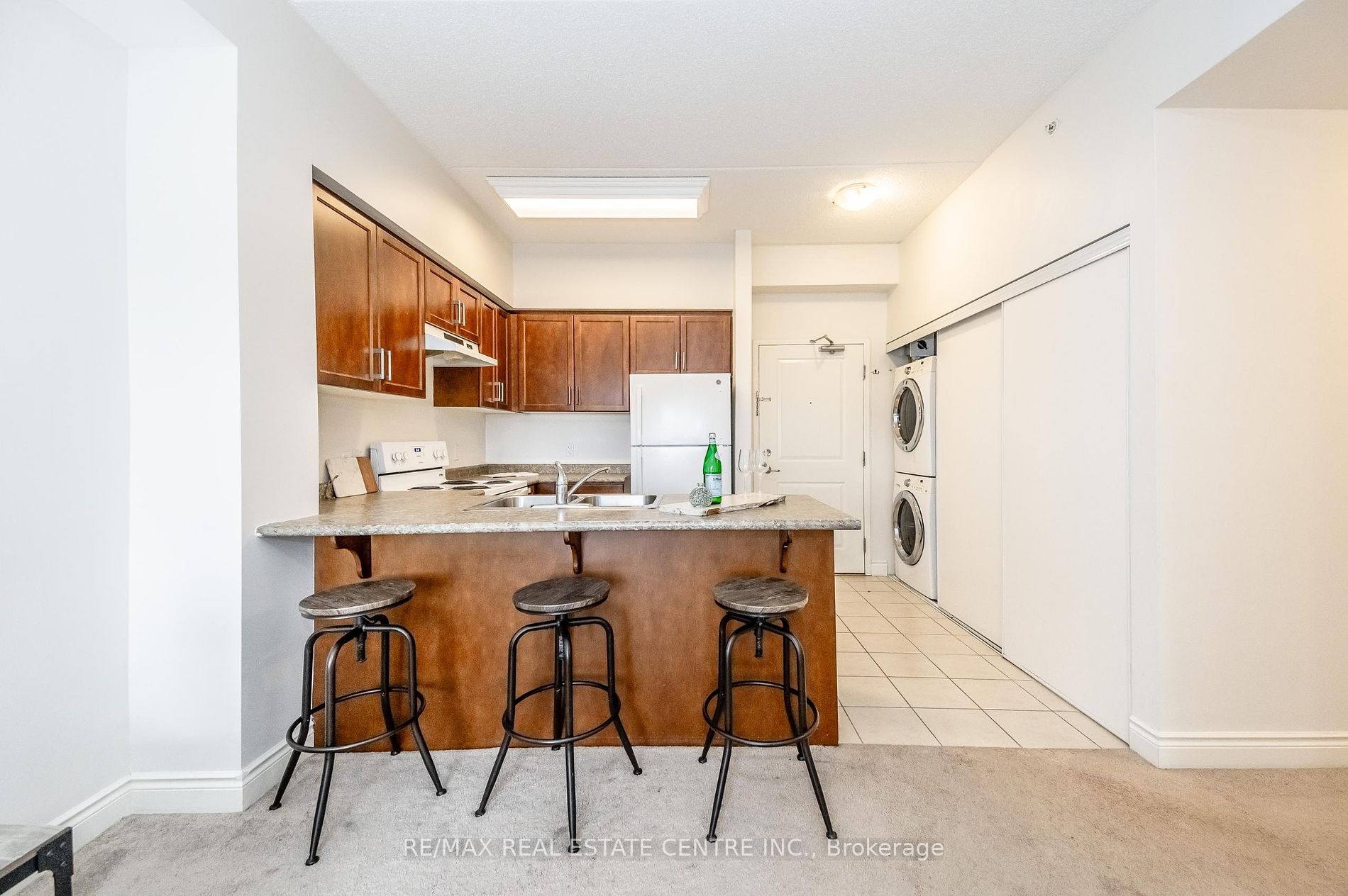 1077 Gordon Street, #336