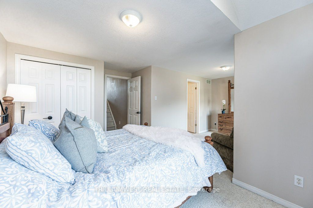 460 Woolwich St, #26